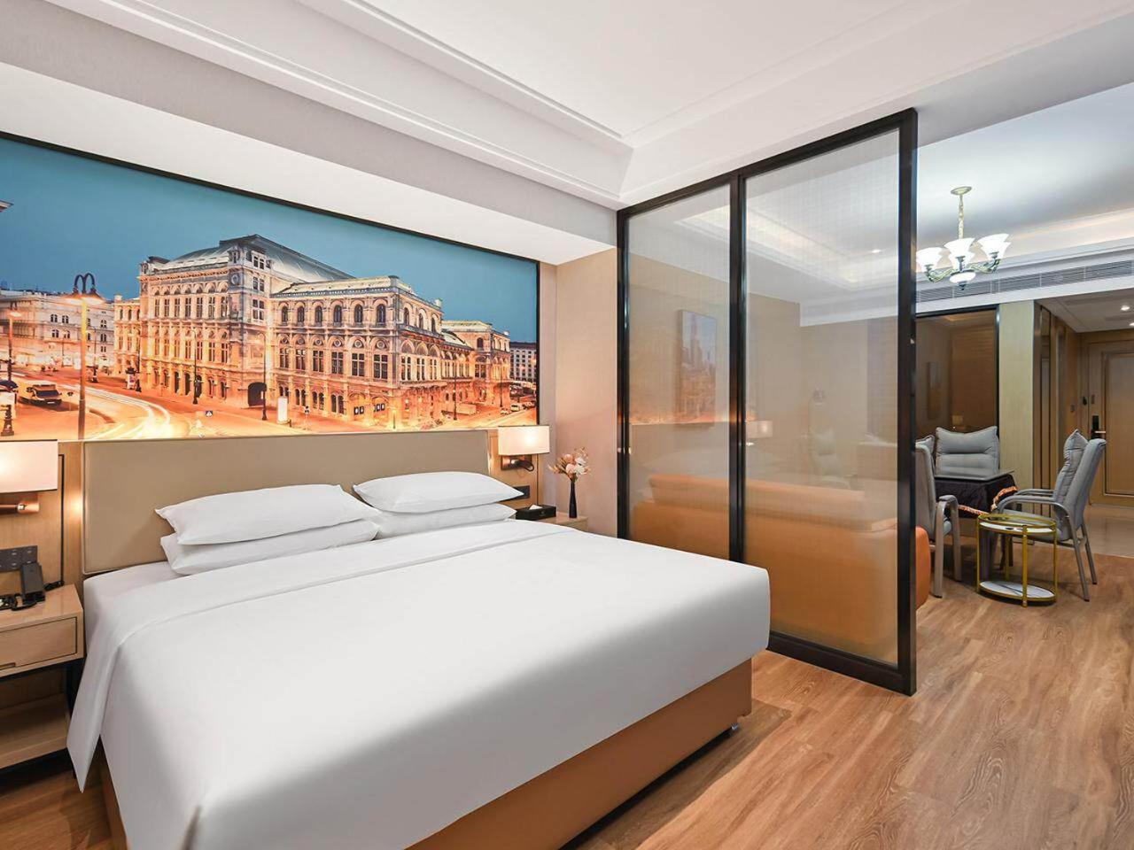 Double Room with Mah-jongg