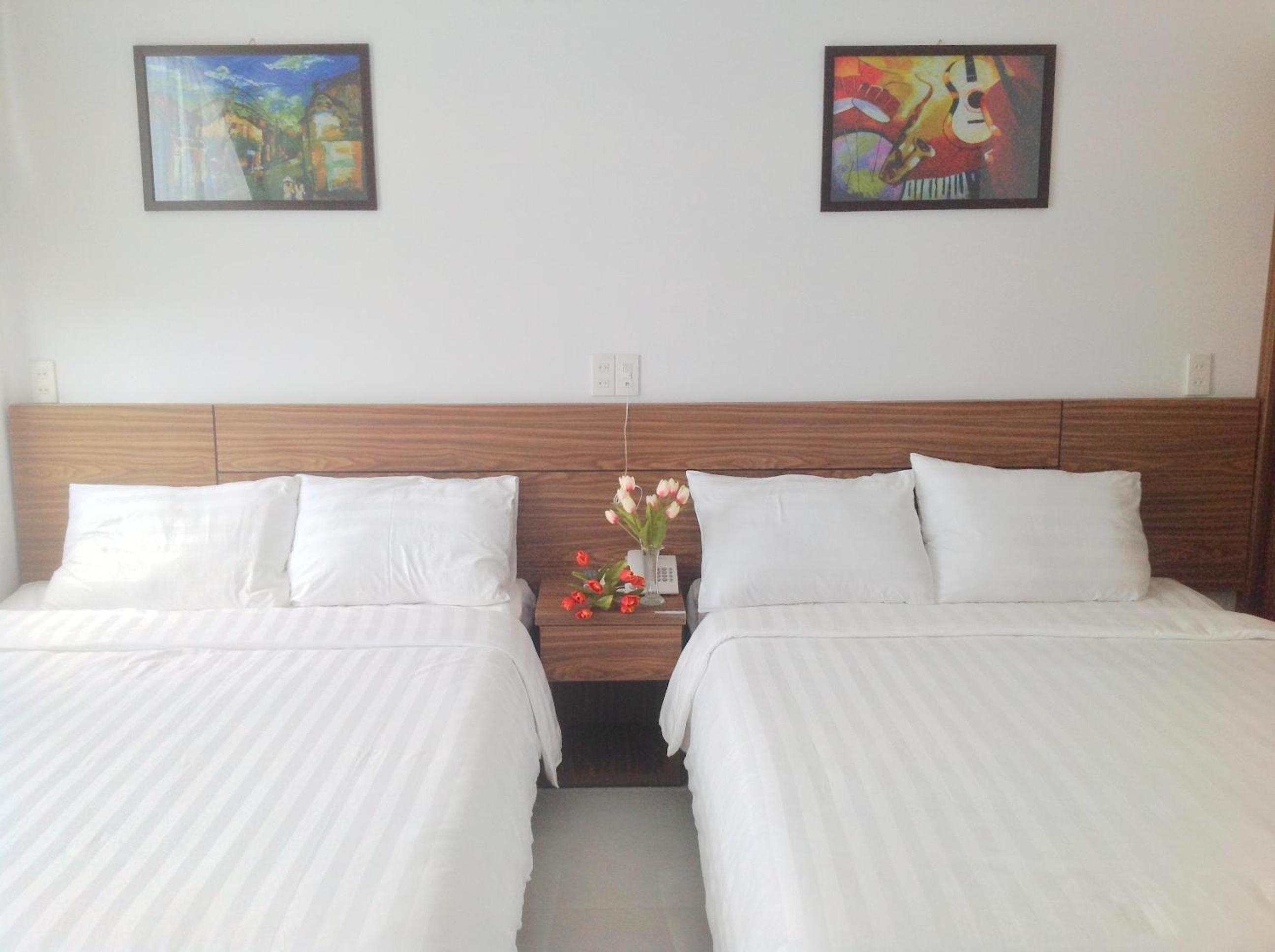 Deluxe Family Room - Photo 7