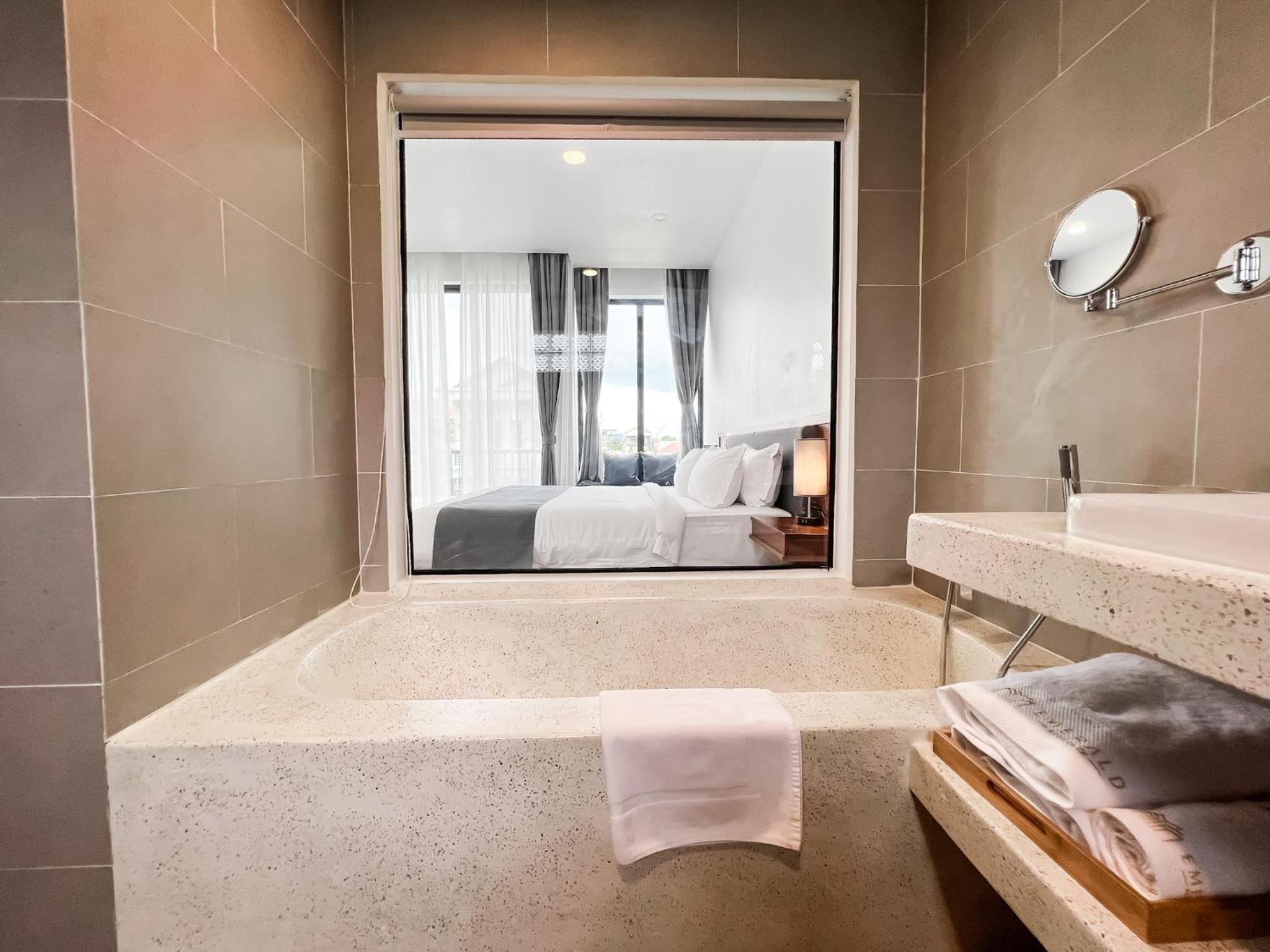 Standard Double Room - Photo 7