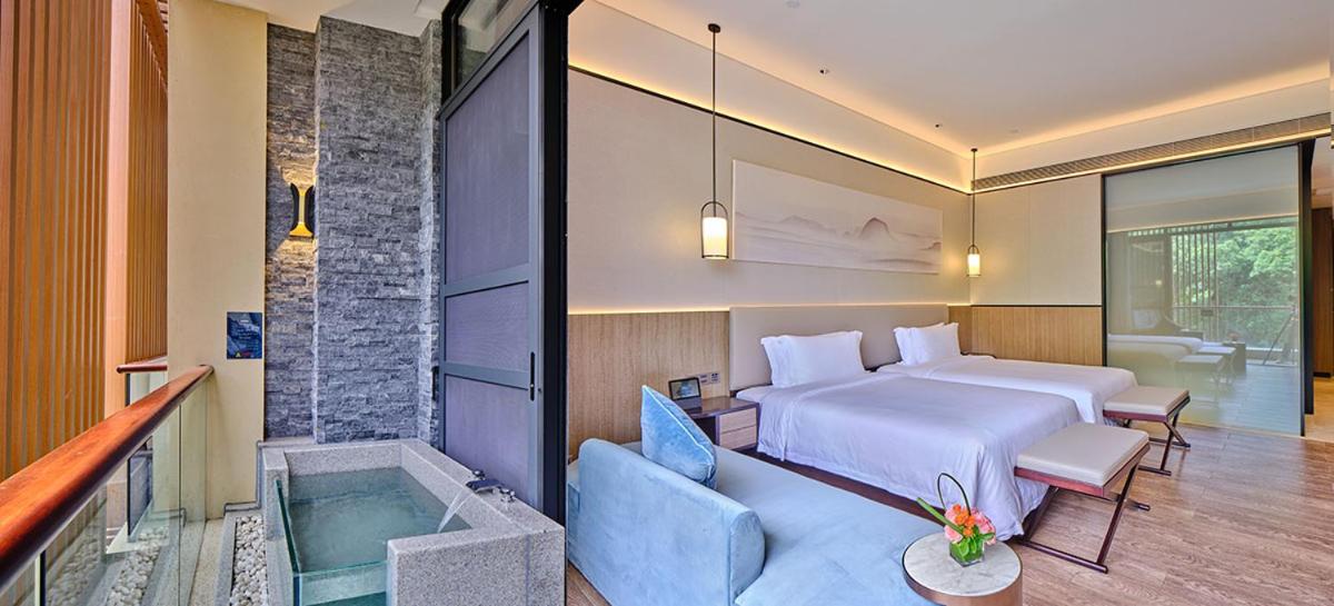 Mountain view Hot Spring Twin Room				 photo 3