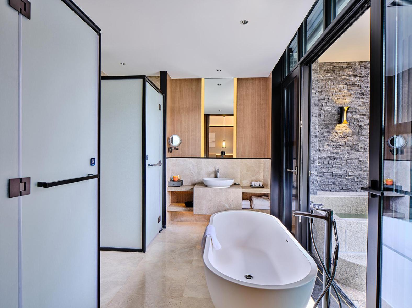Garden View Hot Spring King Room				 photo 2