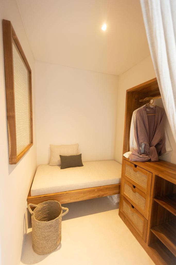Two-Bedroom Villa - Photo 24