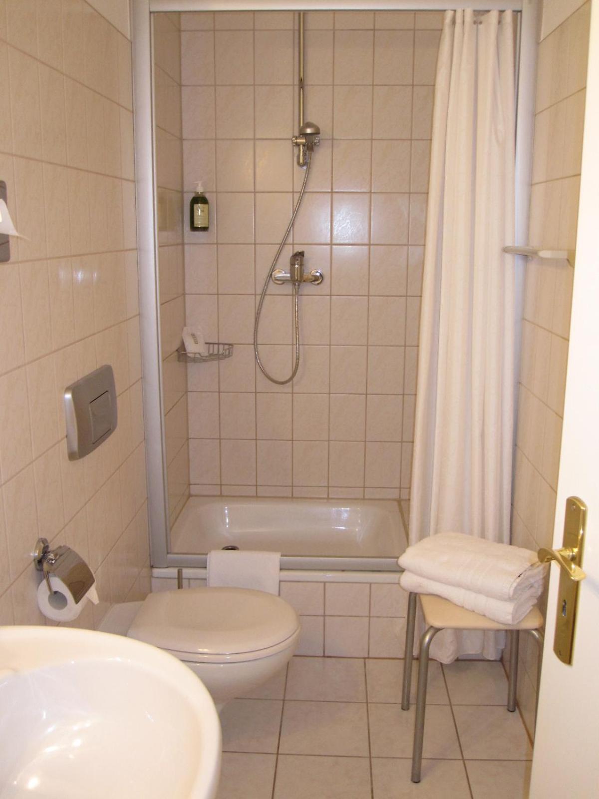 One-Bedroom Apartment photo 3