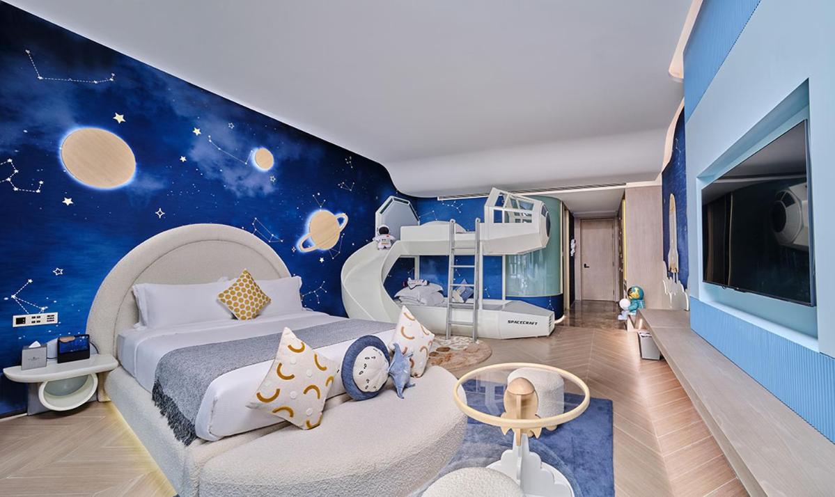 Airship Family Hot Spring King Room				 photo 1
