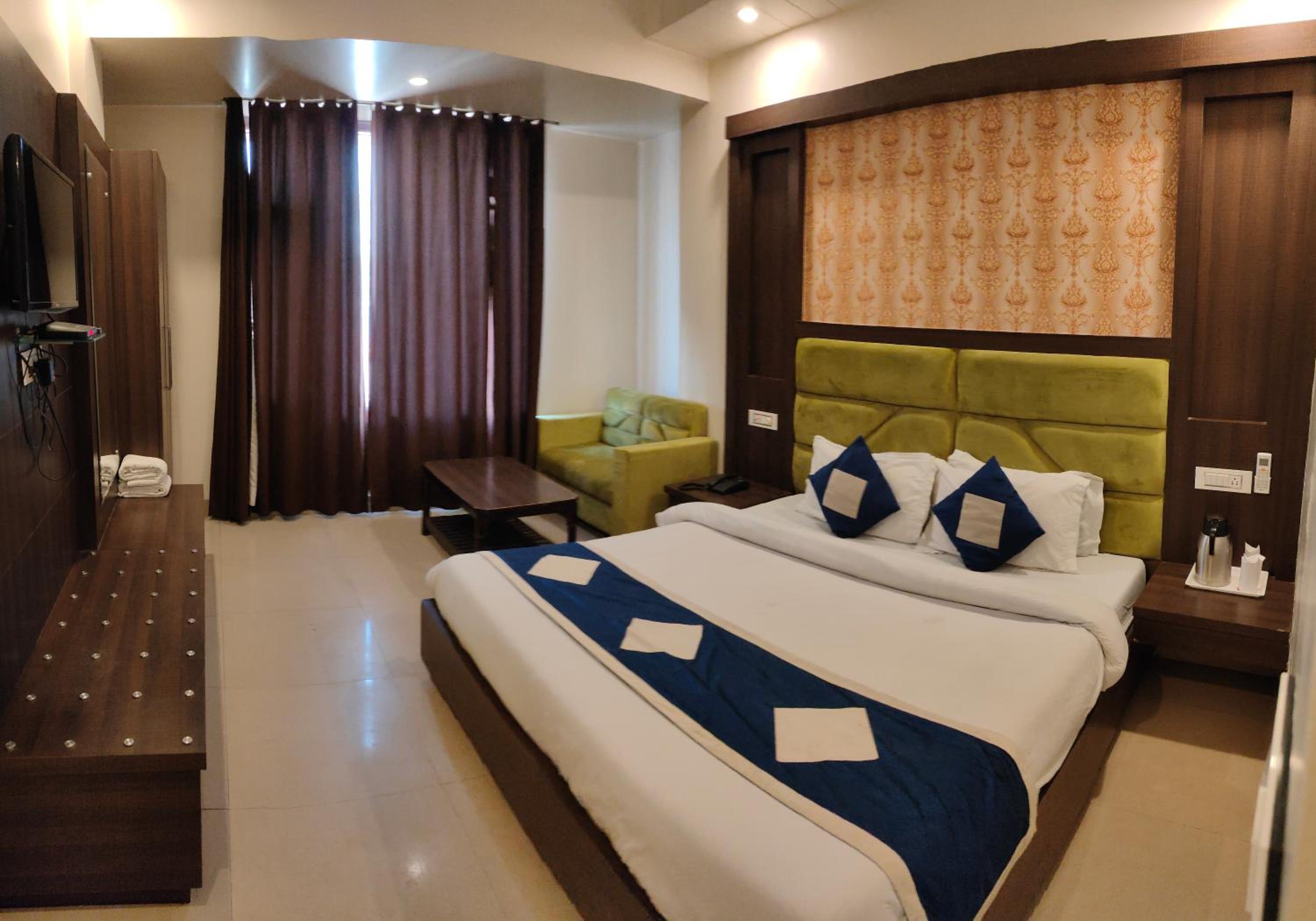 Deluxe Double Room