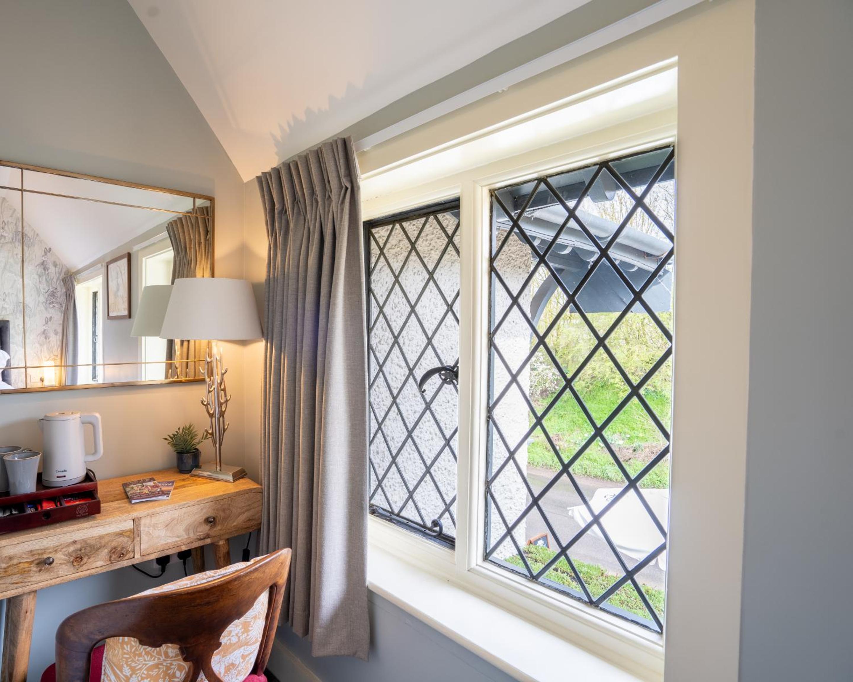 Deluxe Double Room with Shower photo 2