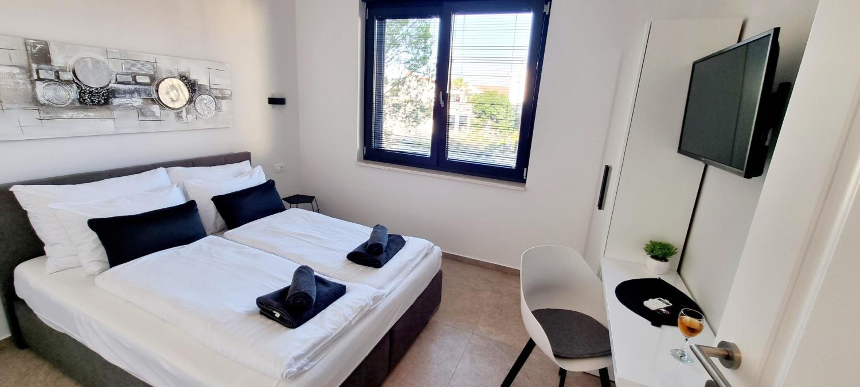Three-Bedroom Apartment - Photo 1