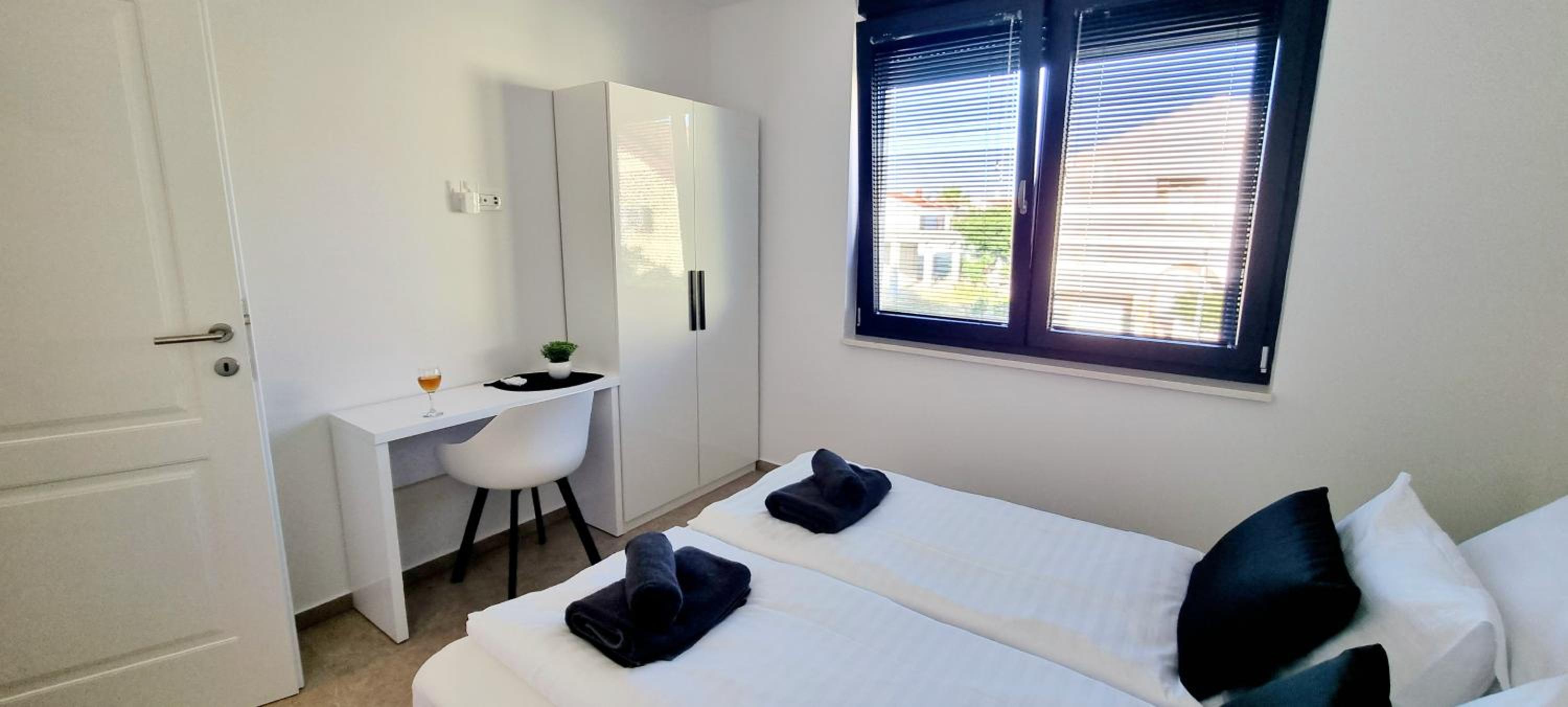 Three-Bedroom Apartment - Photo 5