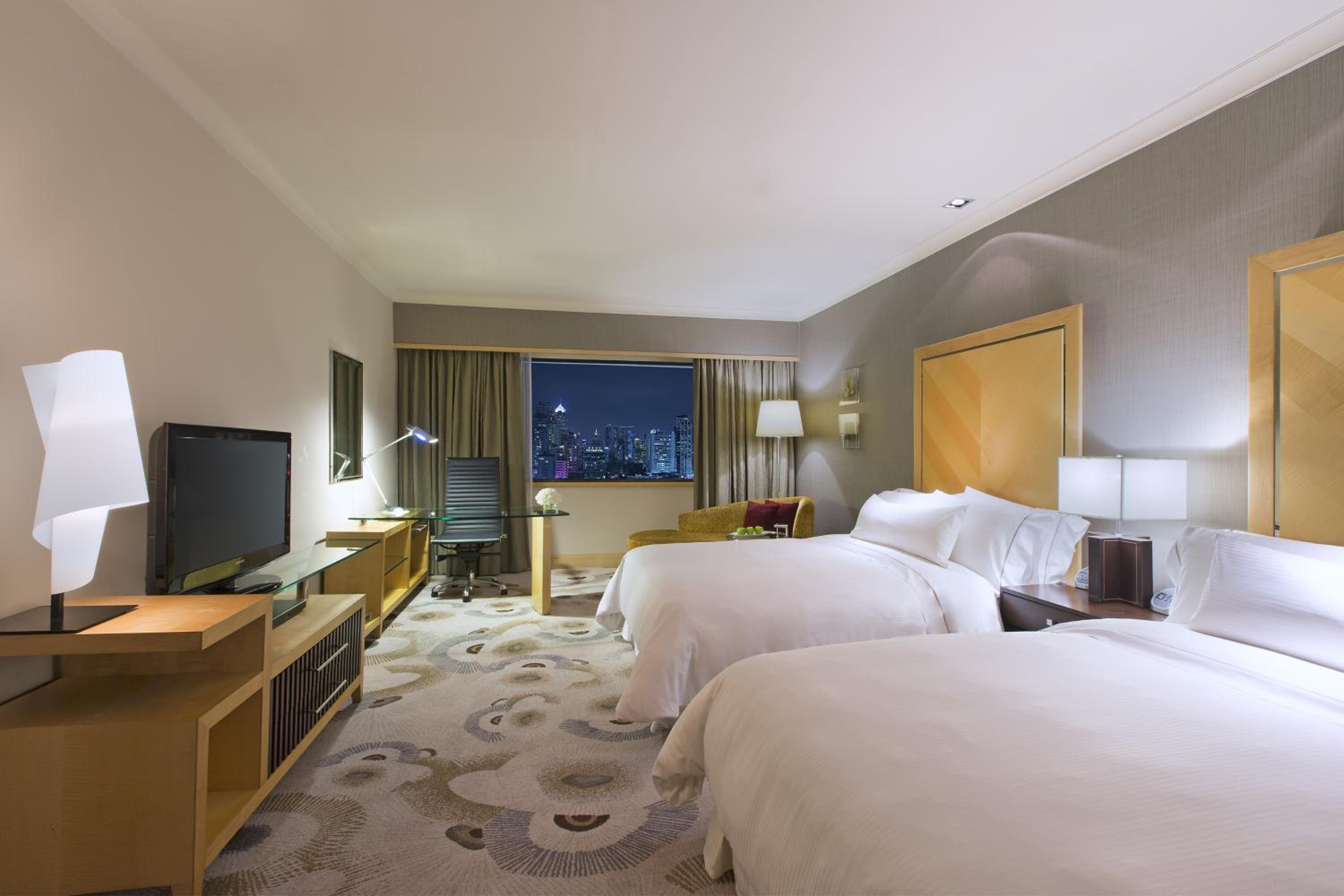Deluxe Guest Room Double thumbnail 6