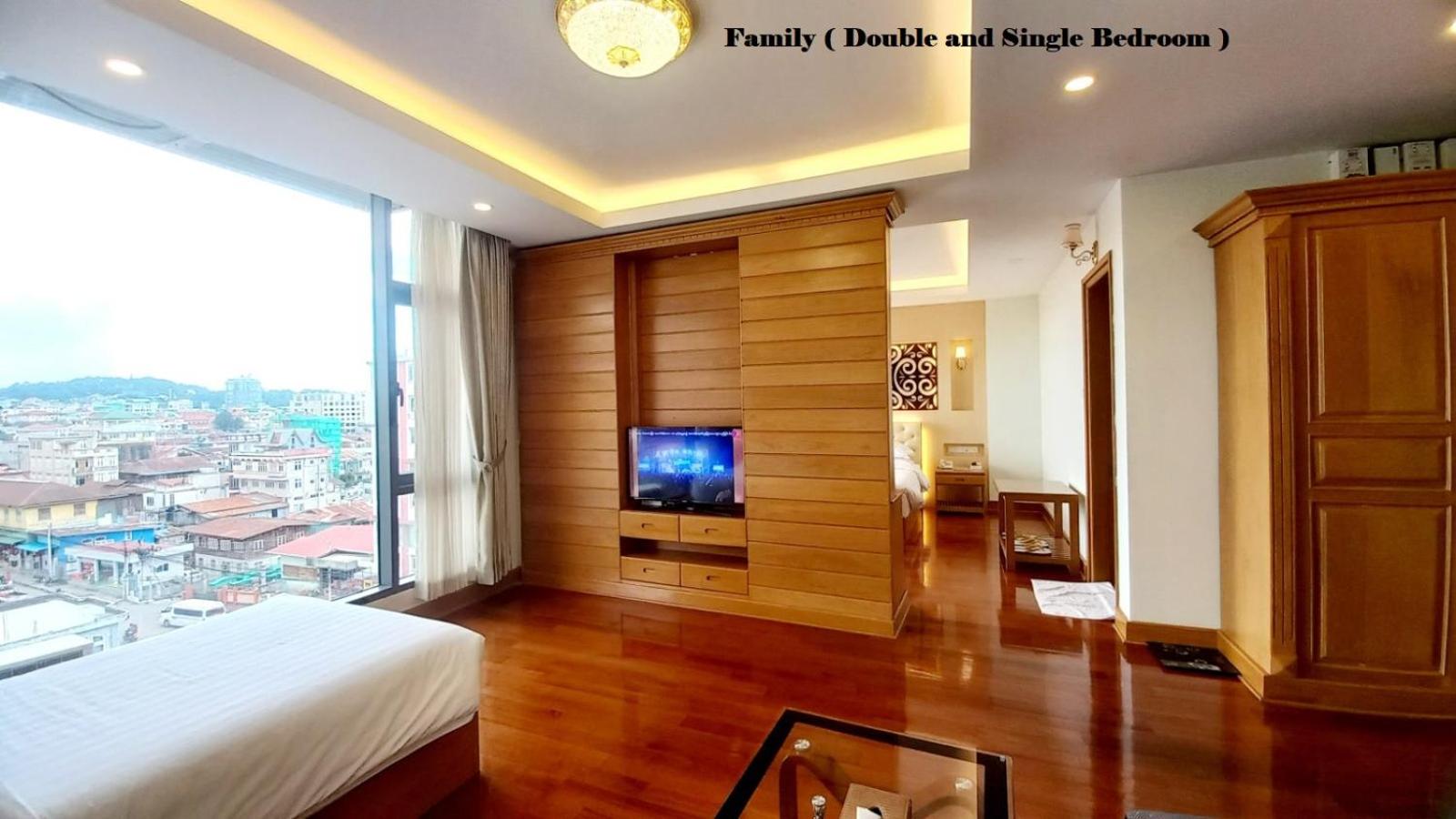 Family Room photo 2