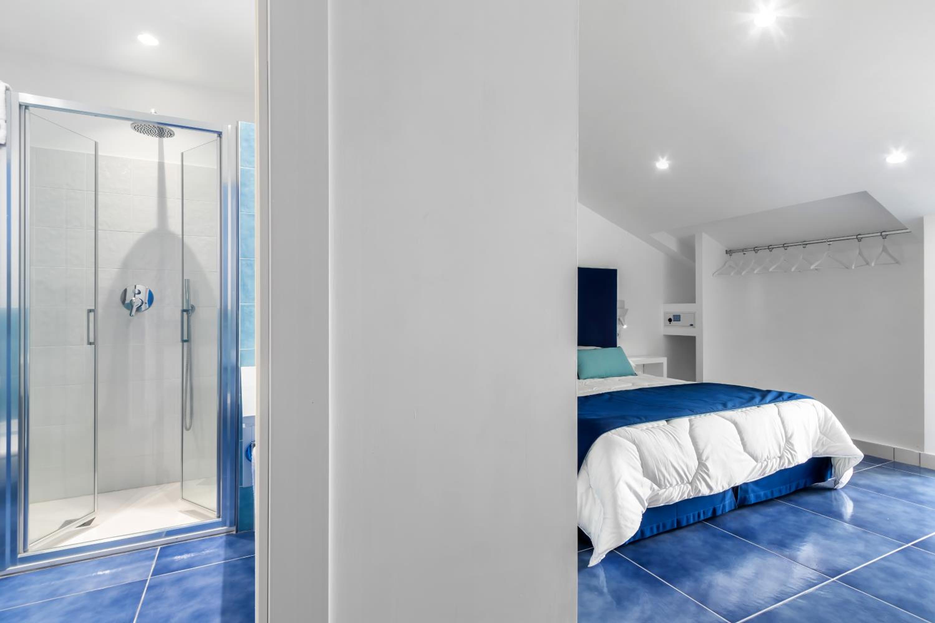 Comfort Double Room with Balcony photo 2