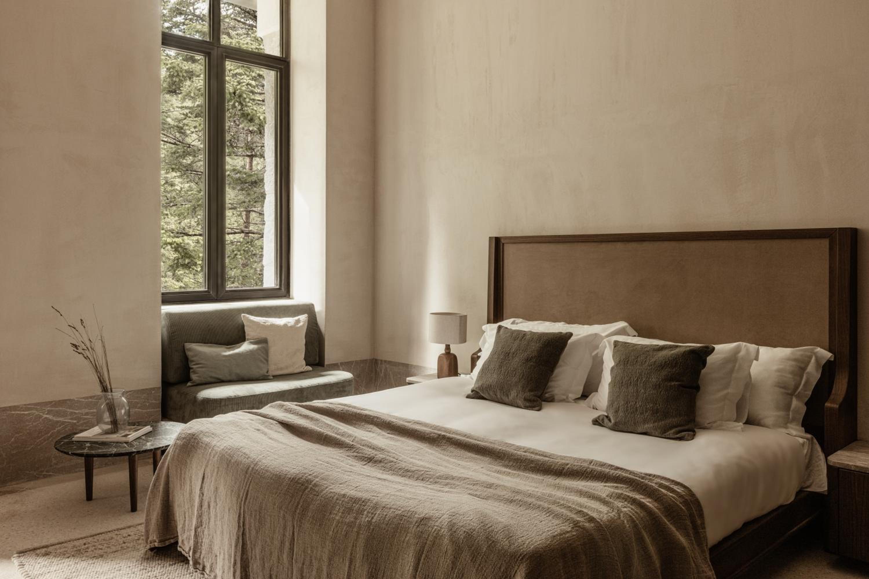 Double Room with Mountain View