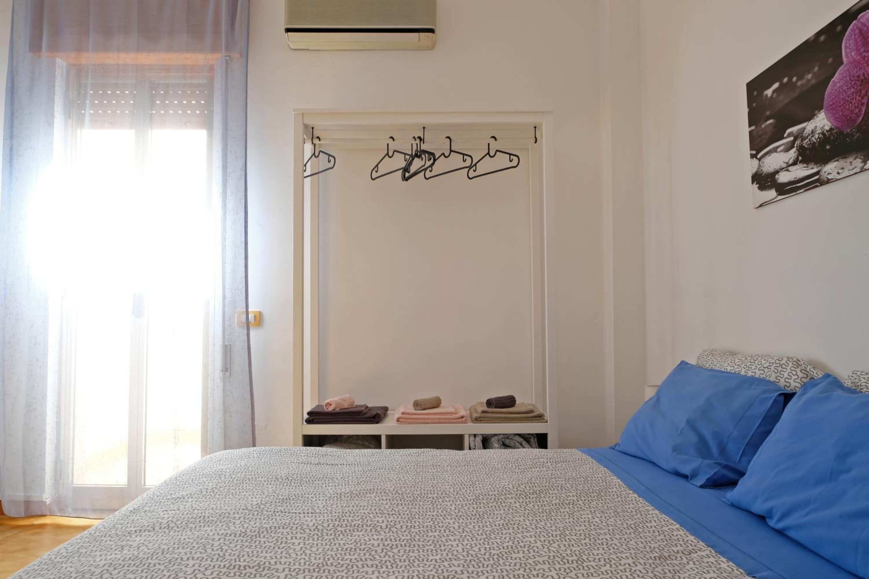 Triple Room with Private Bathroom photo 3