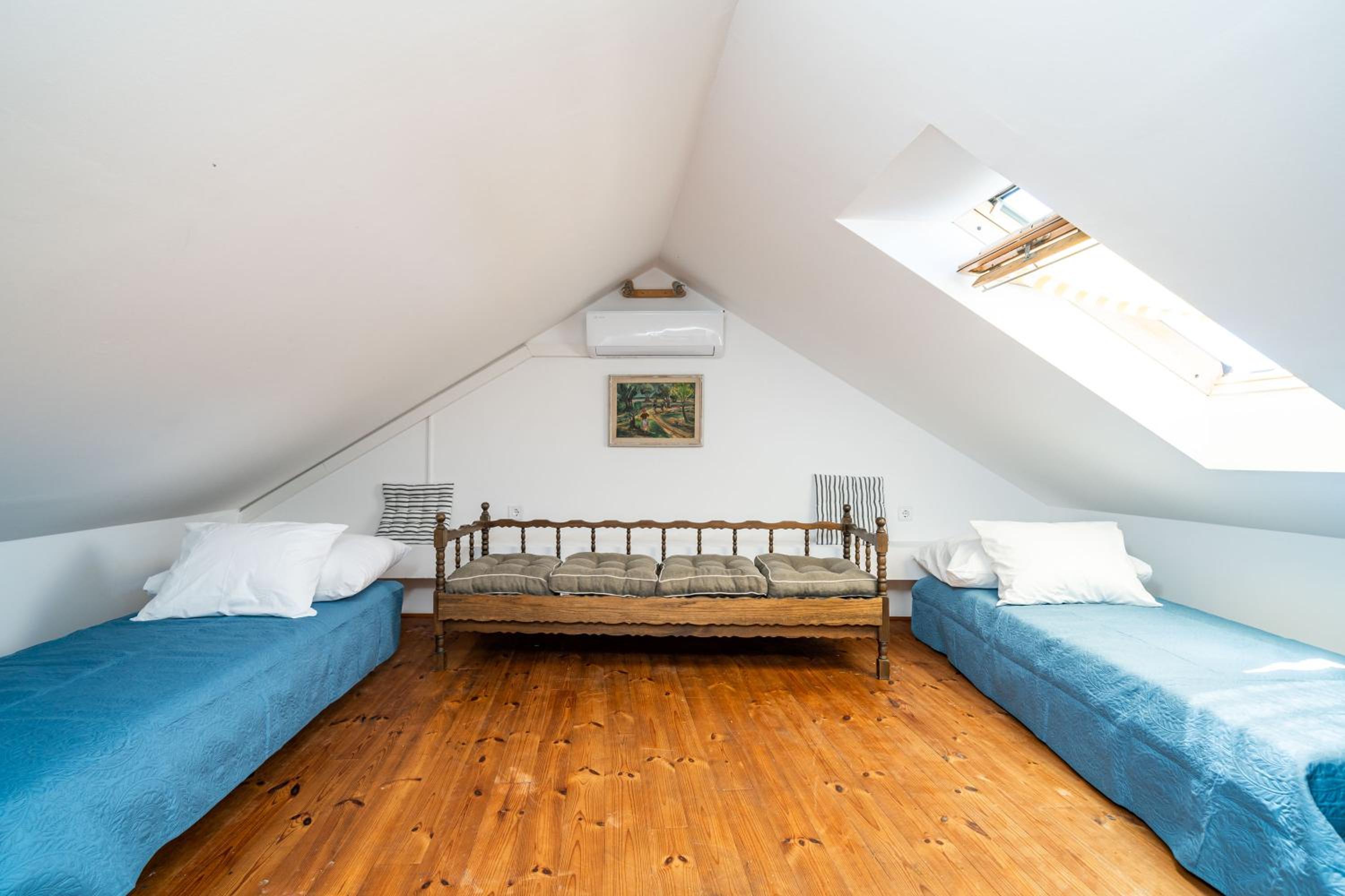 Three-Bedroom Villa photo 1