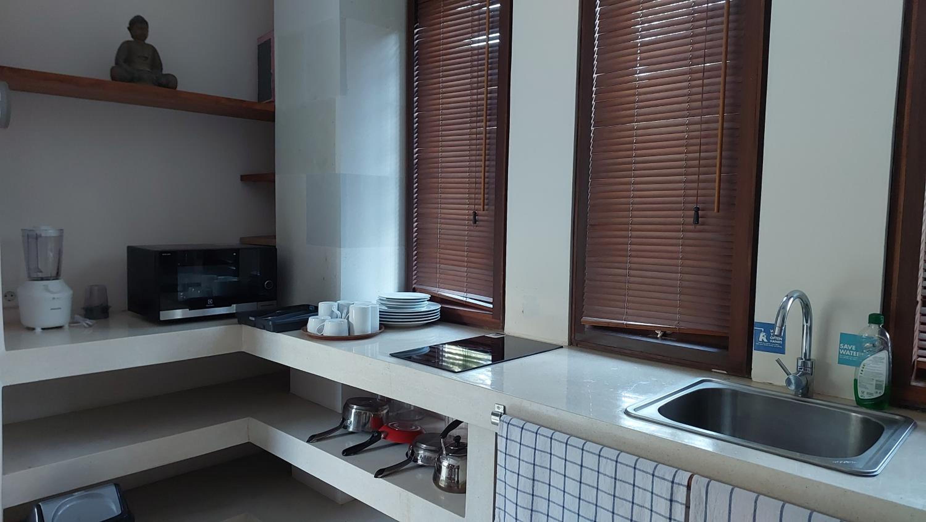 Three-Bedroom Villa - Photo 10