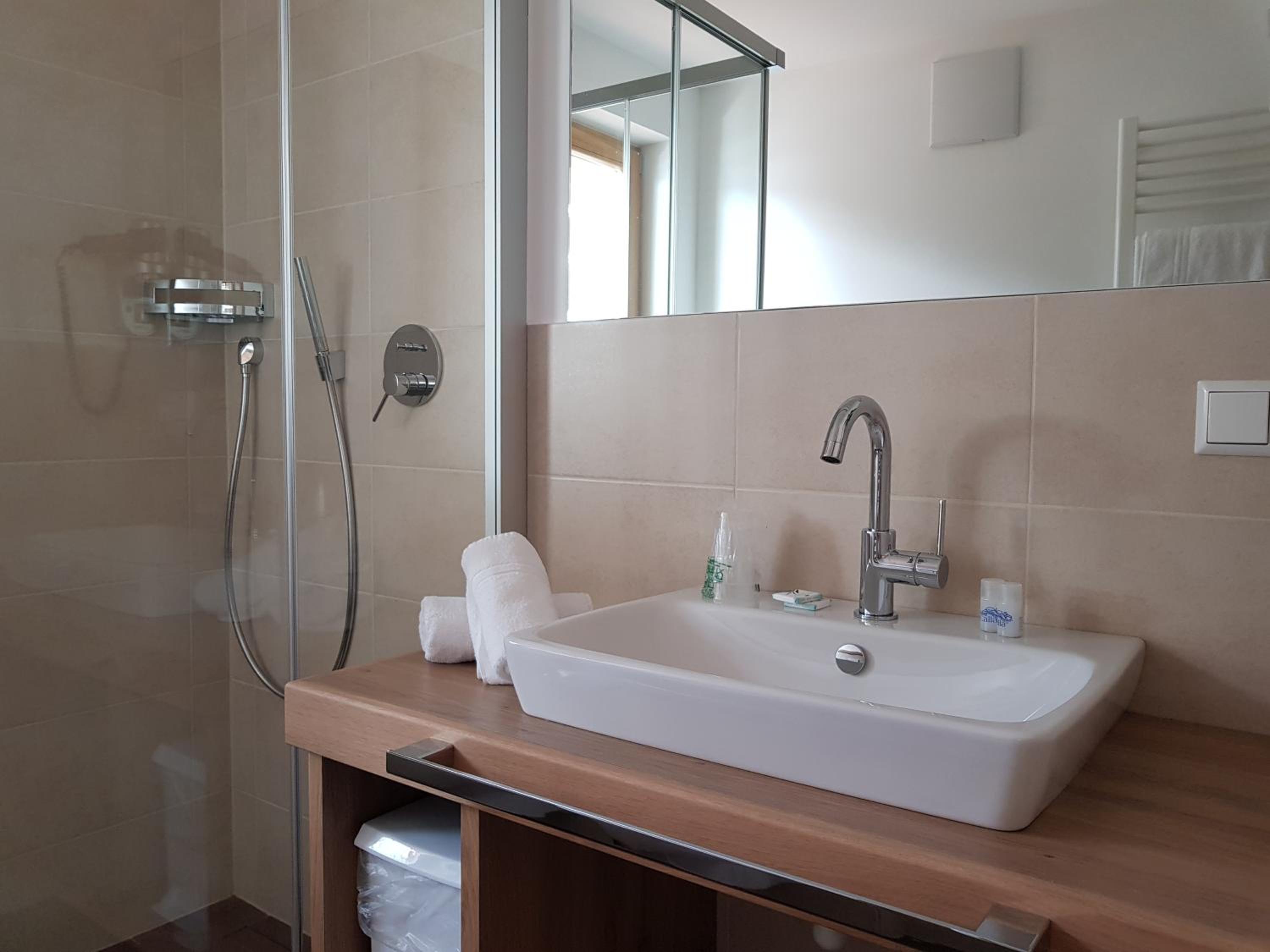 Junior Suite with Balcony photo 3
