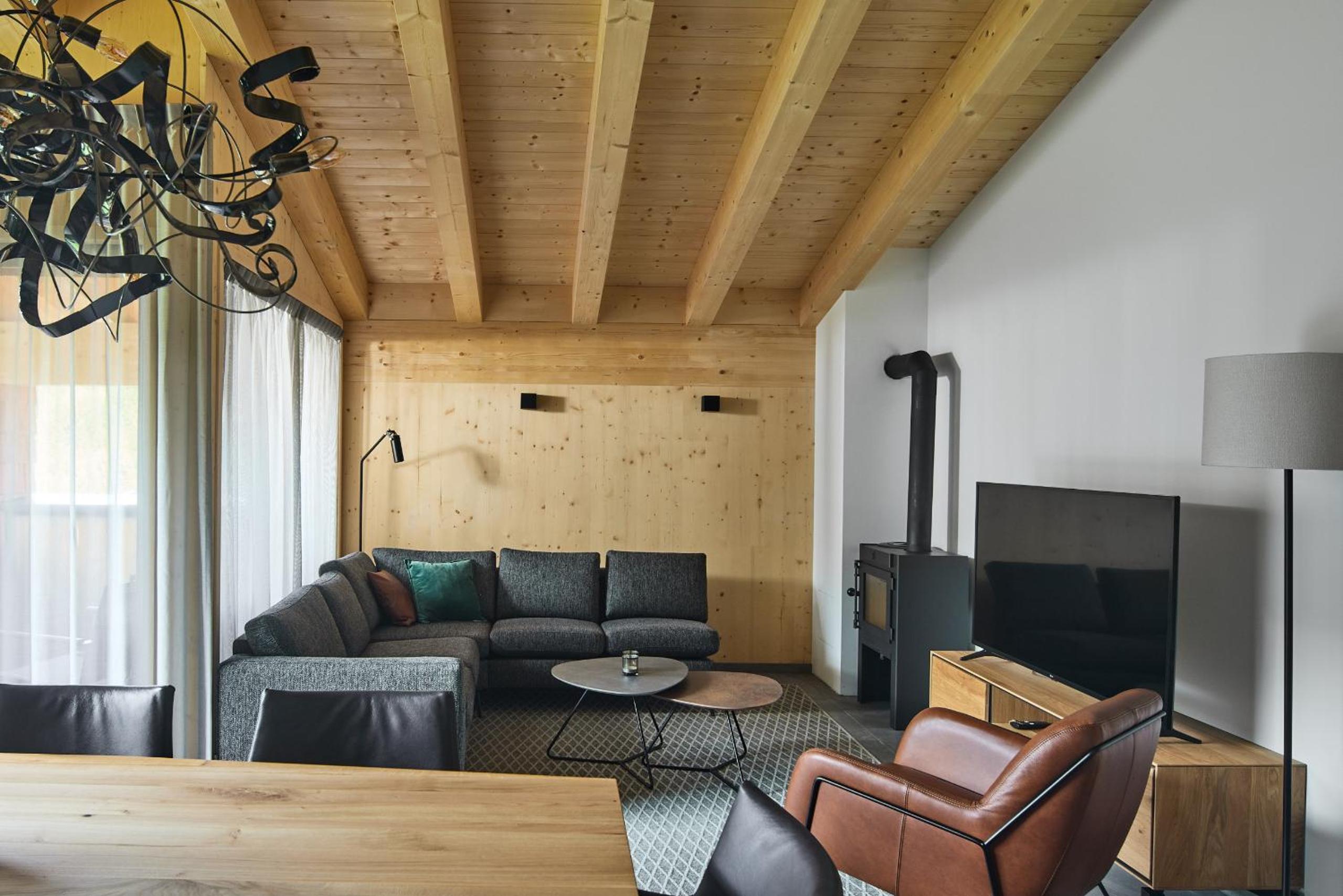 Ski in – Ski out Chalet 3 photo 1