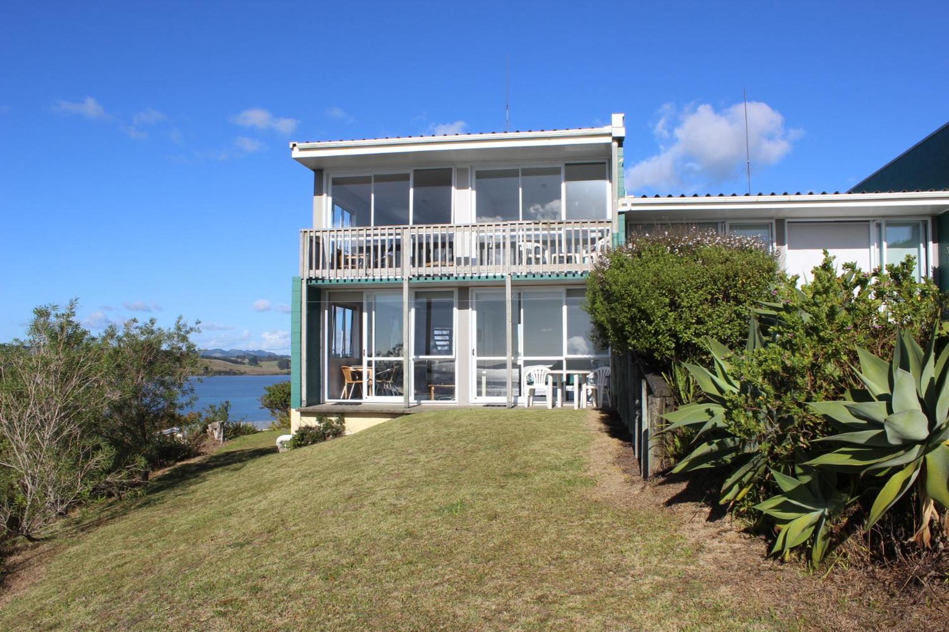 One-Bedroom Apartment with Ocean View photo 3