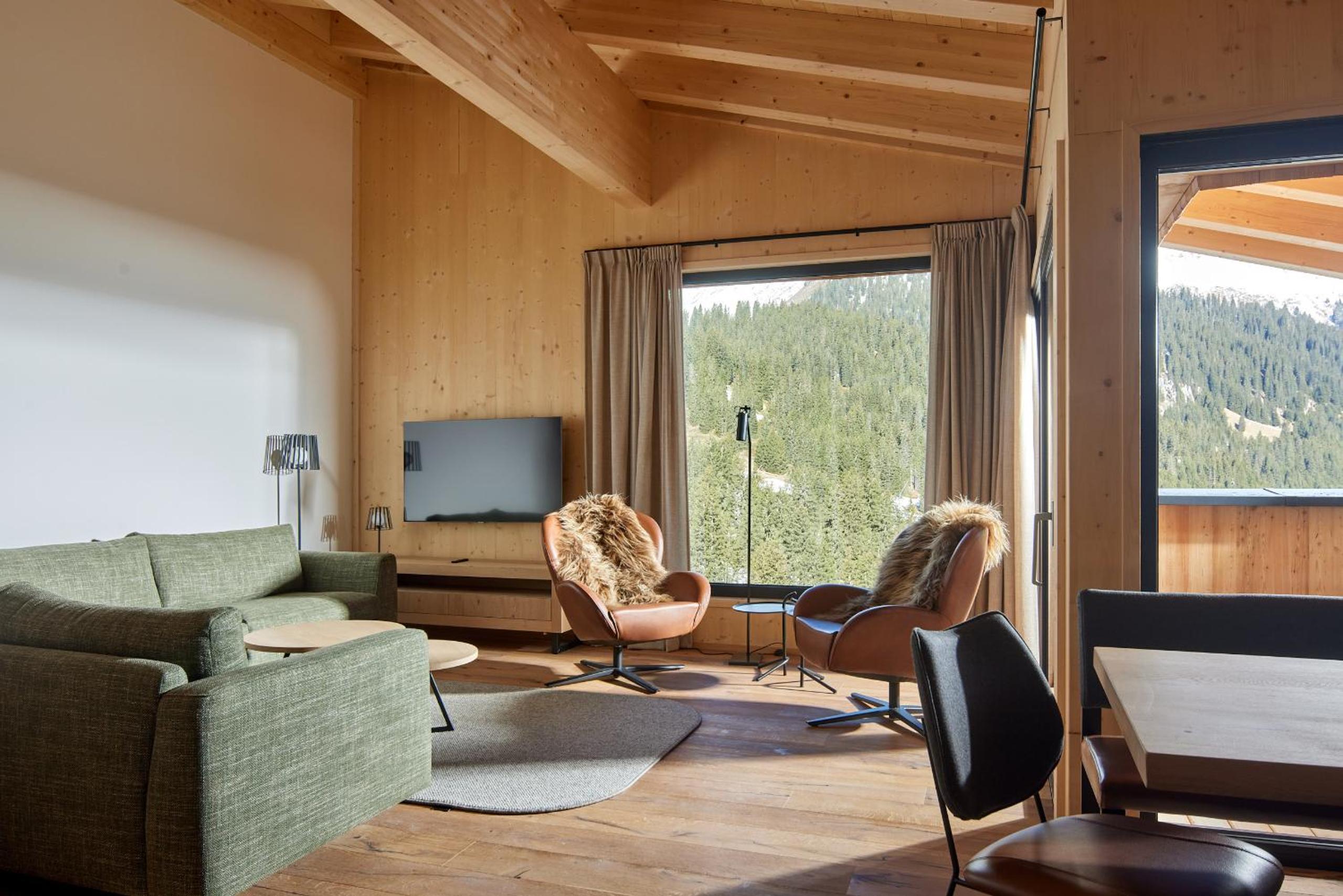 Ski in – Ski out Chalet 5 photo 1