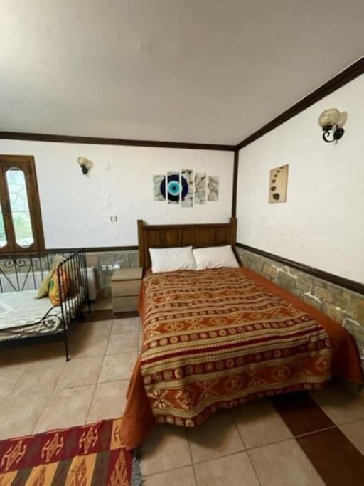 Three-Bedroom House photo 2