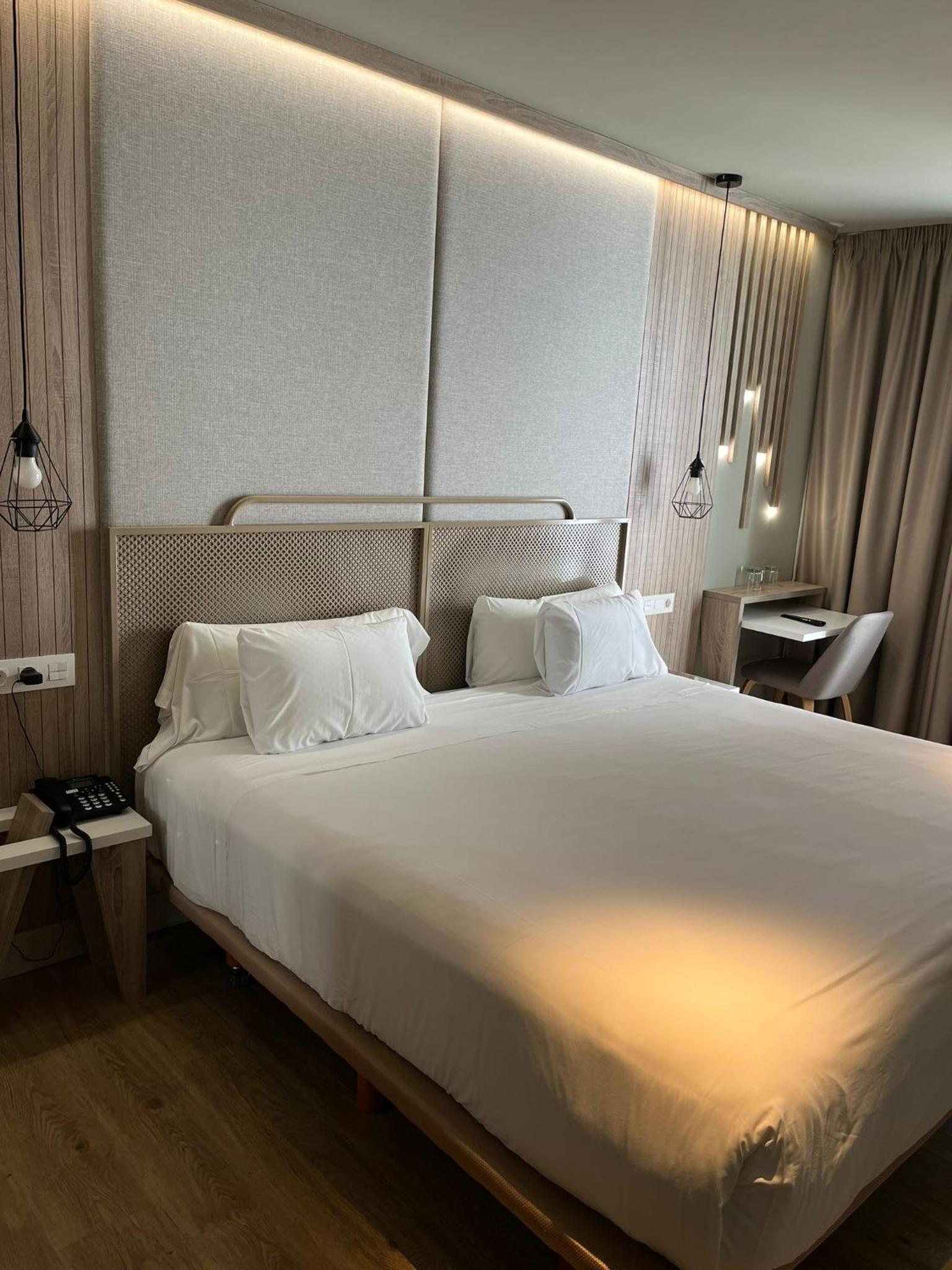 Triple Room with Terrace