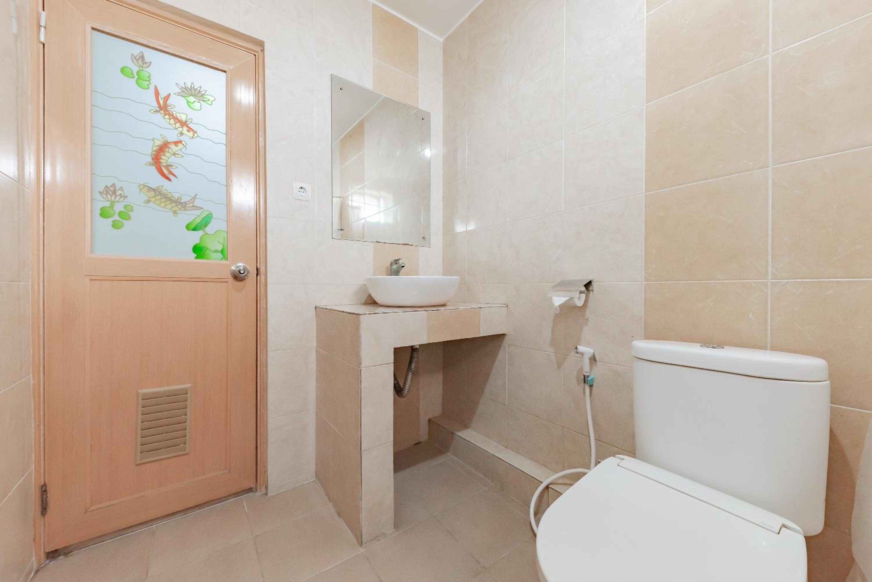 Suite - Photo 9