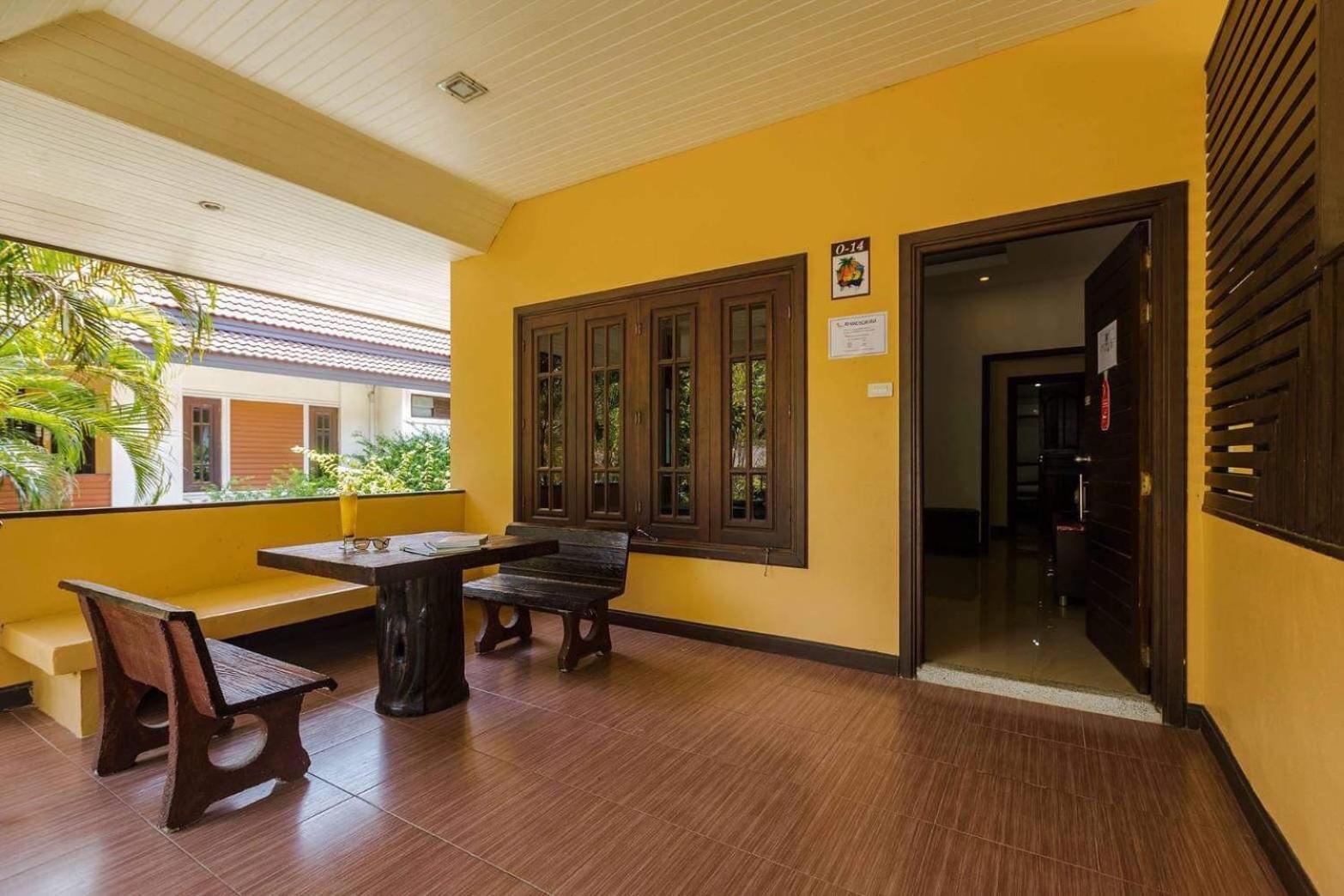 Four-Bedroom Villa photo 3