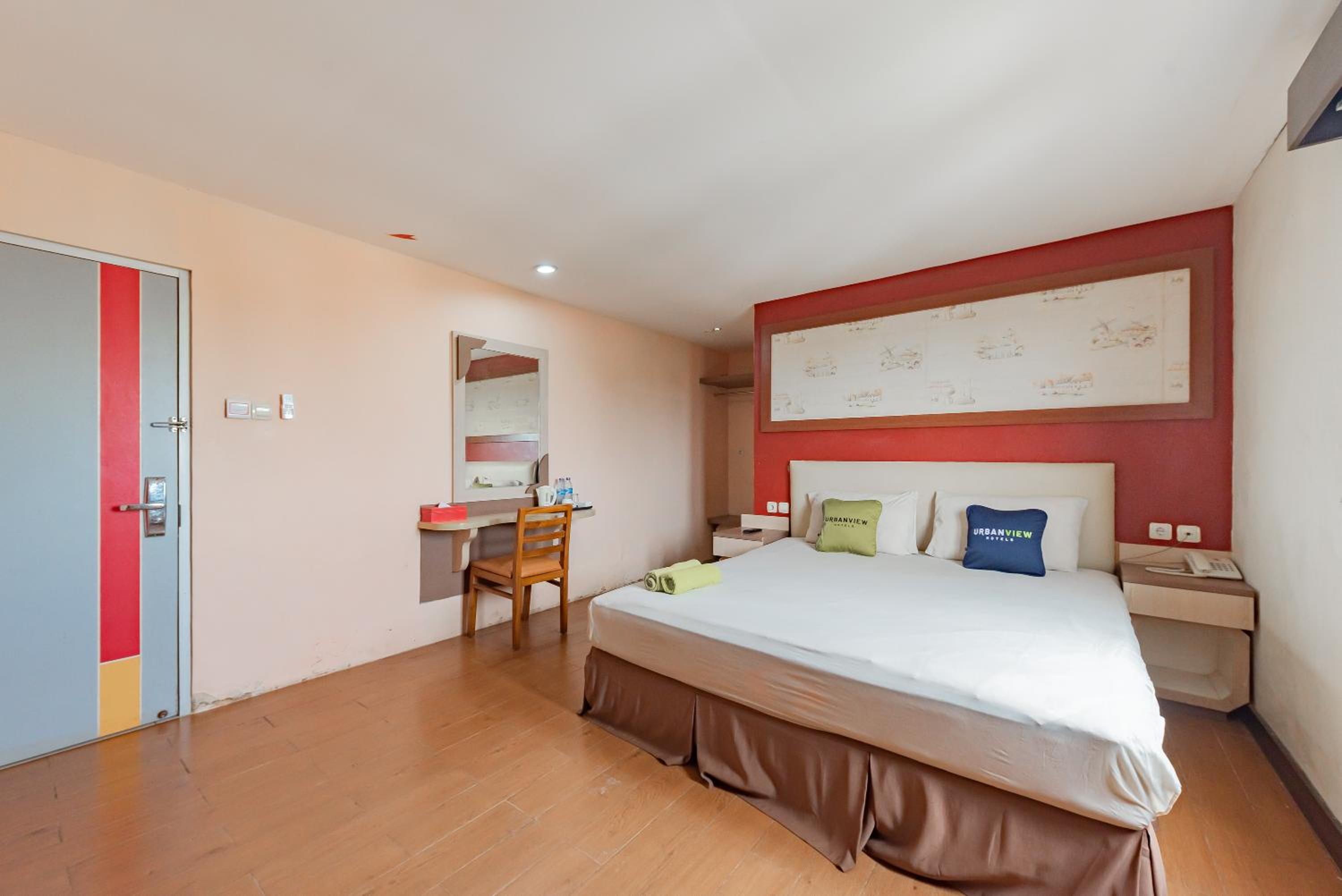 Deluxe Room - Photo 1