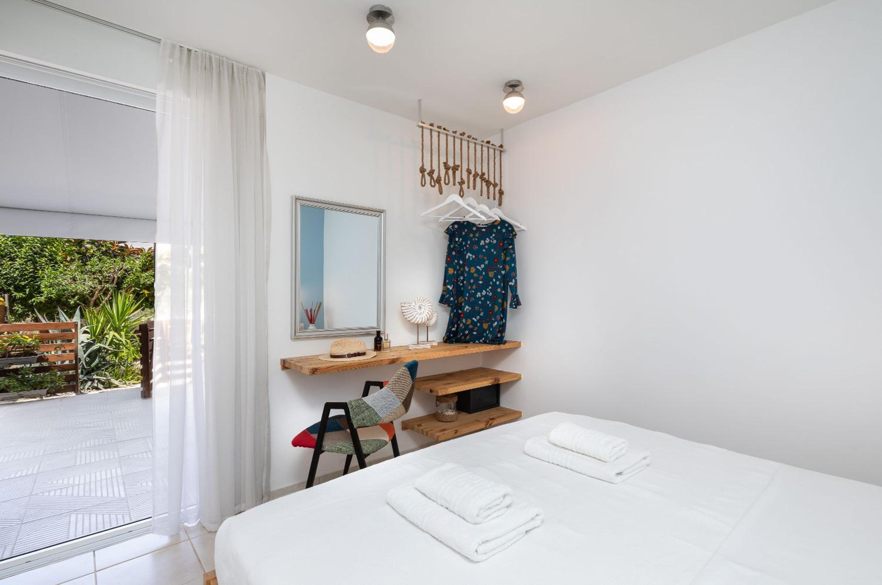 One Bedroom Apartment with Garden