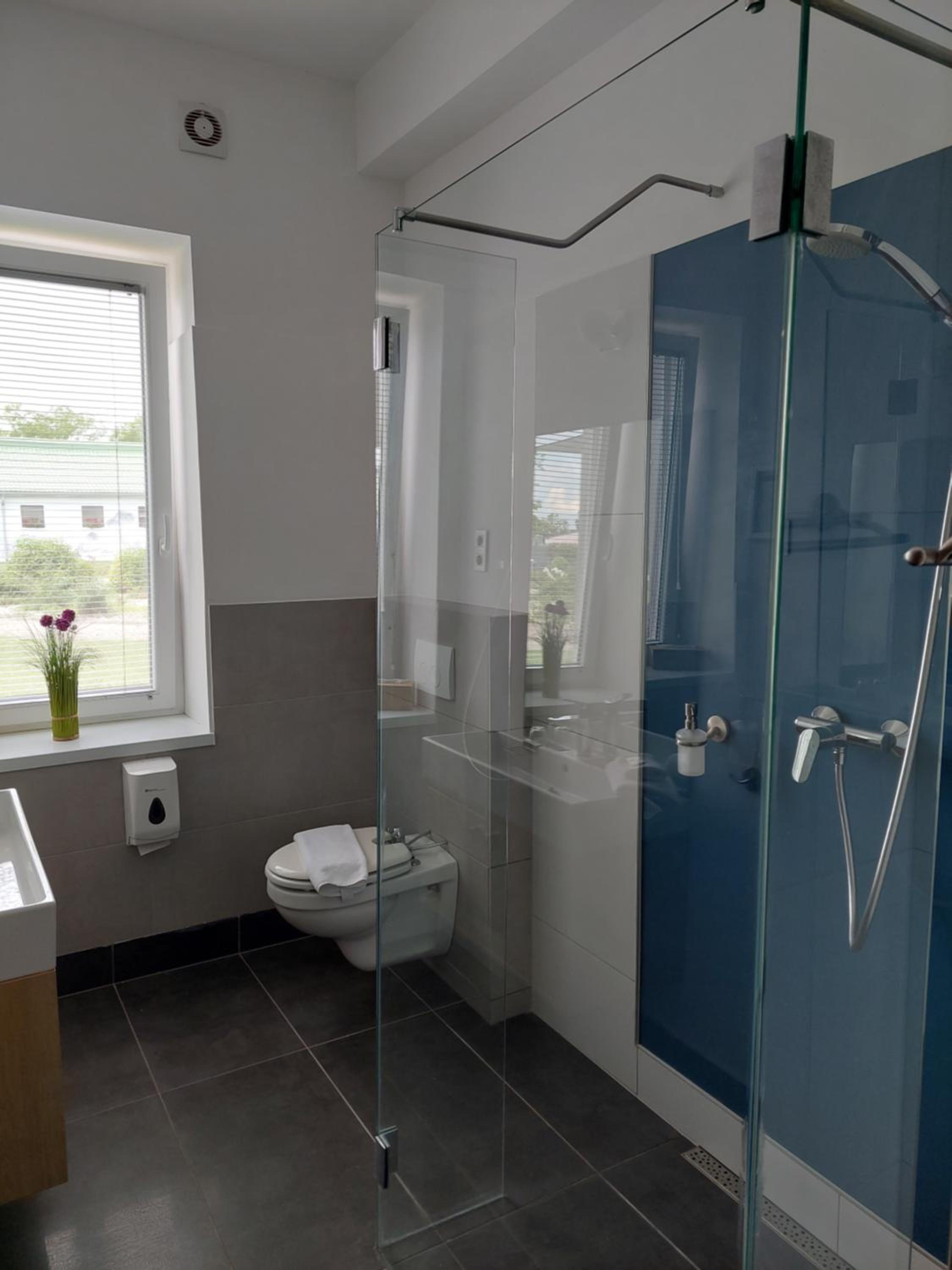 Double Room - Photo 22