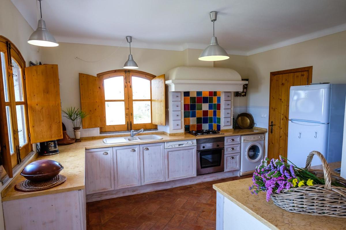 Villa photo 3