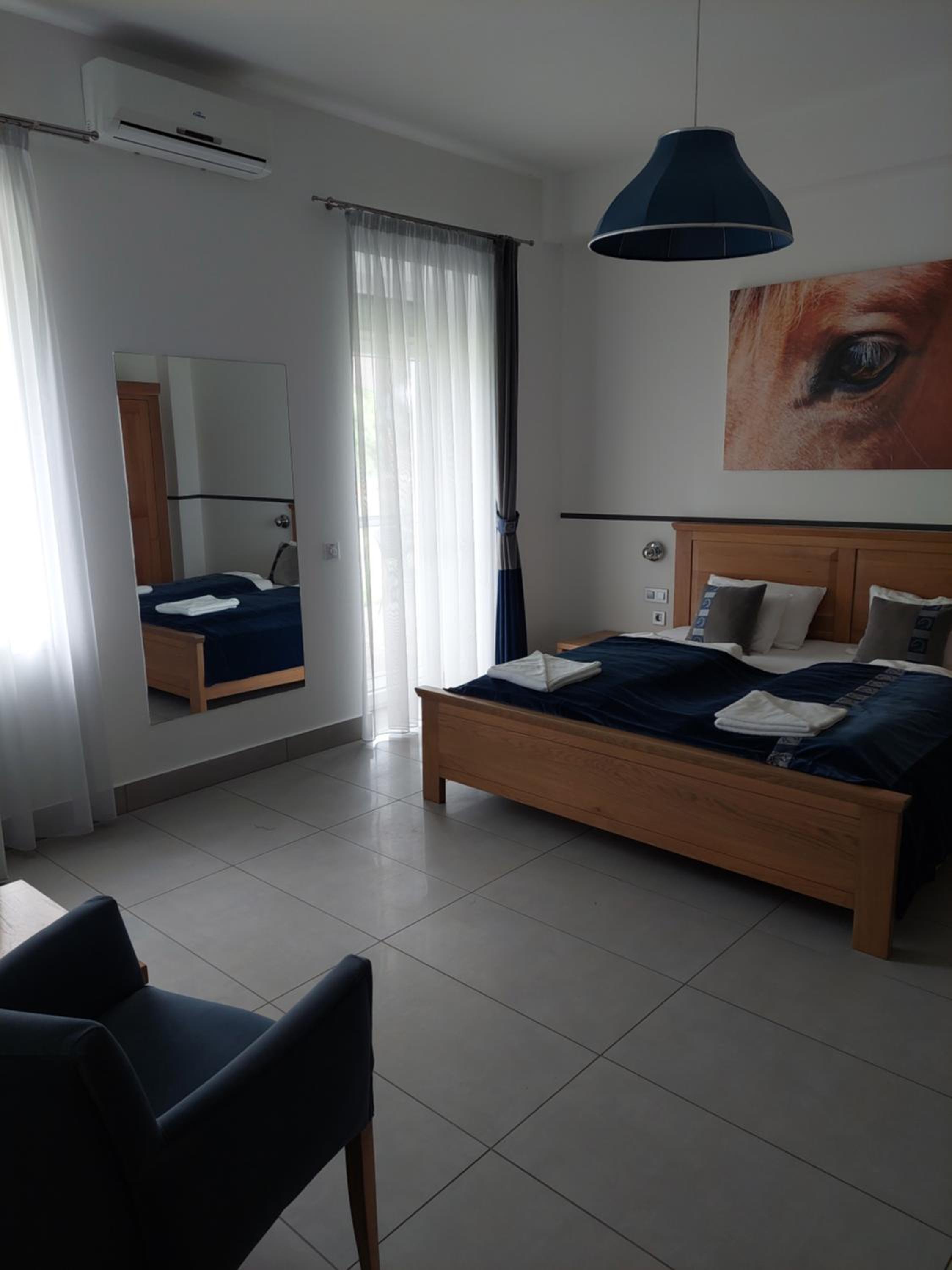 Quadruple Room - Photo 1