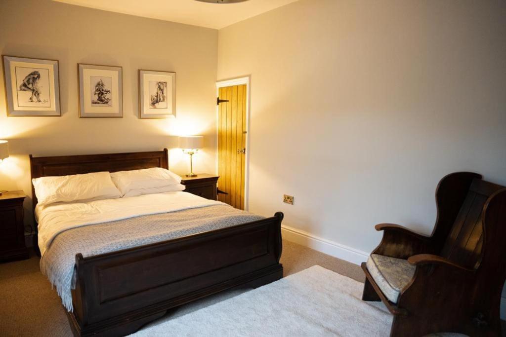 Two-Bedroom House photo 3