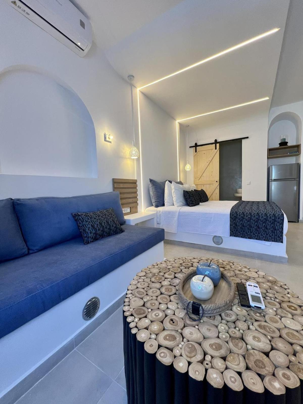 One-Bedroom House photo 1