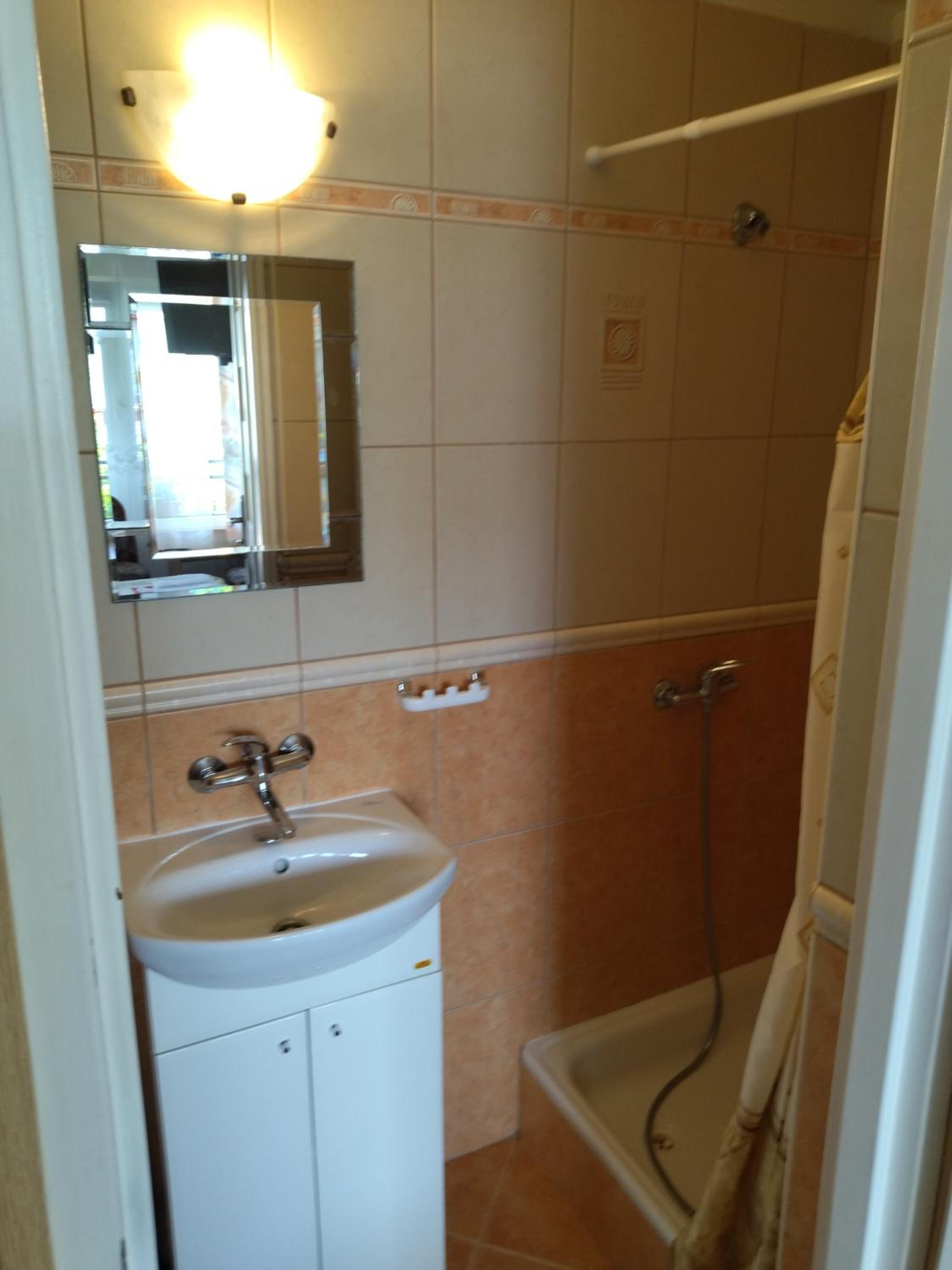 Standard Twin Room with Garden View photo 3