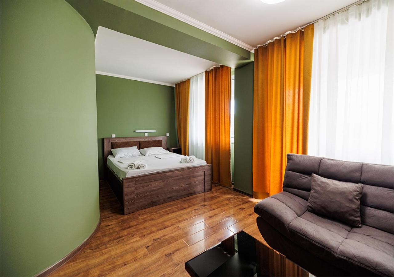 Deluxe Double Room with City View