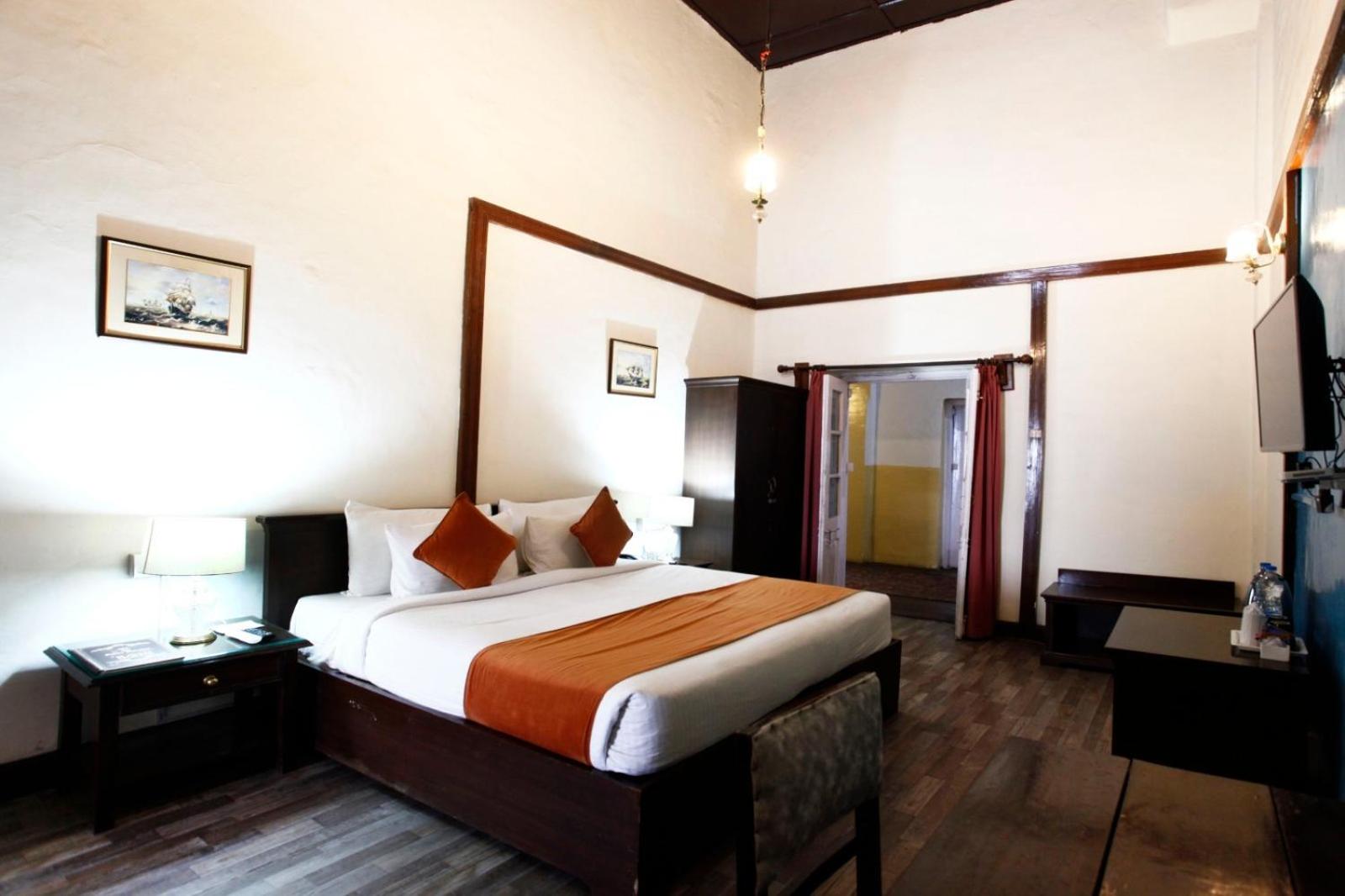 King Room With Lake View photo 2