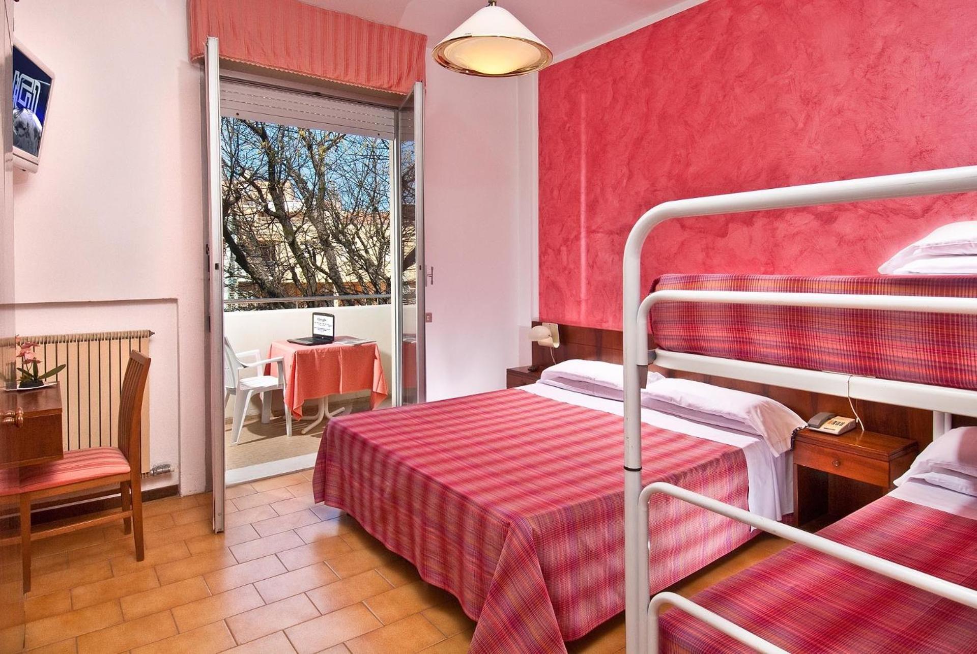 Economy Quadruple Room