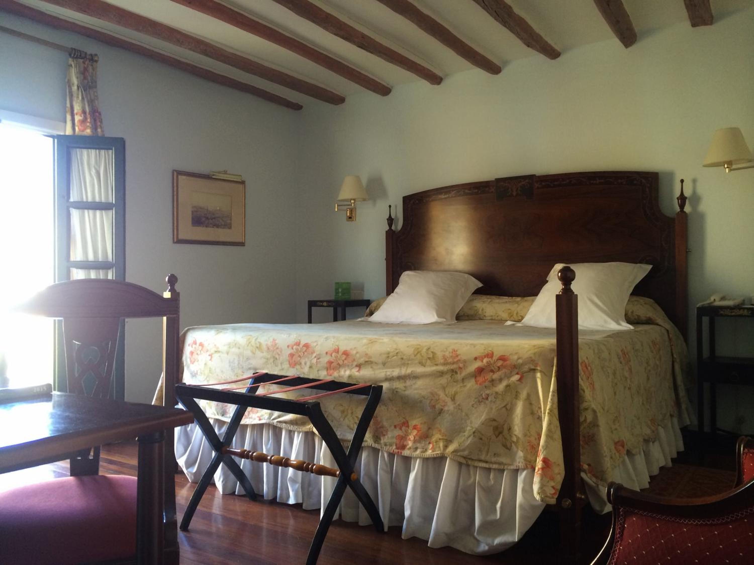 Double Room - Photo 10