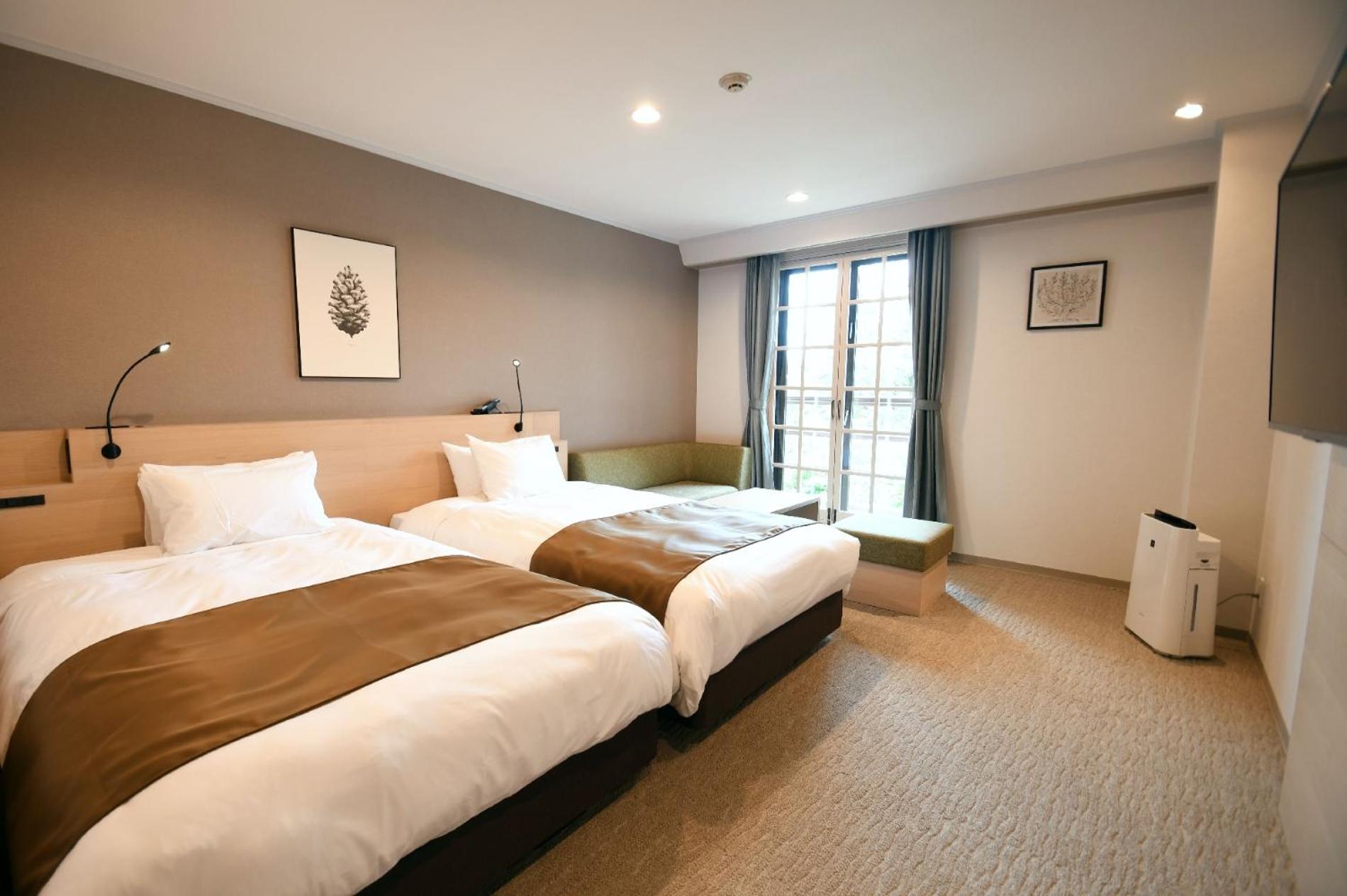 2F Twin Room with View and Terrace - Non-Smoking