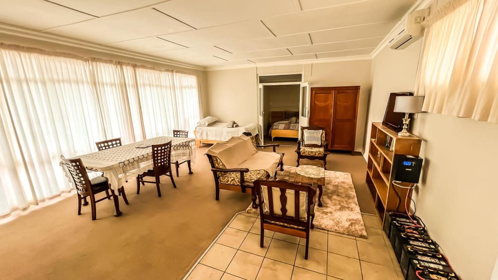 Standard Family Room photo 3