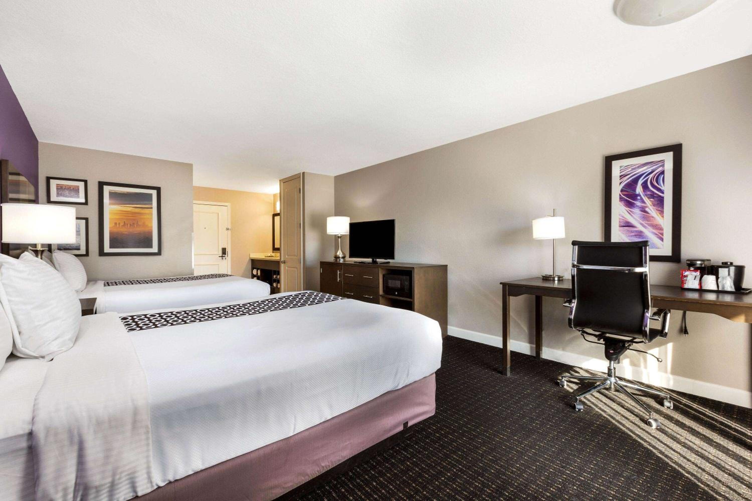 Queen Room with Two Queen Beds - Photo 1