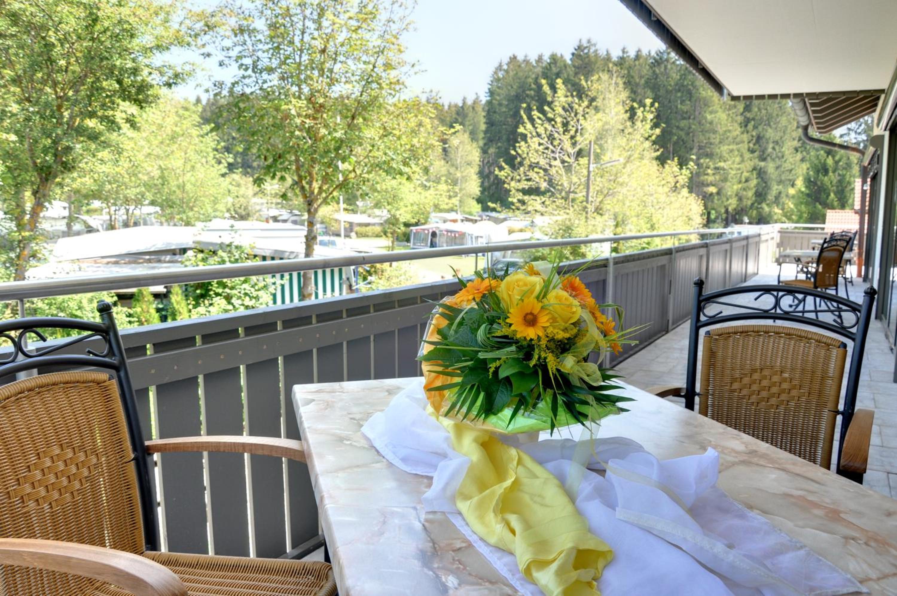 Deluxe Apartment with Forest View photo 3