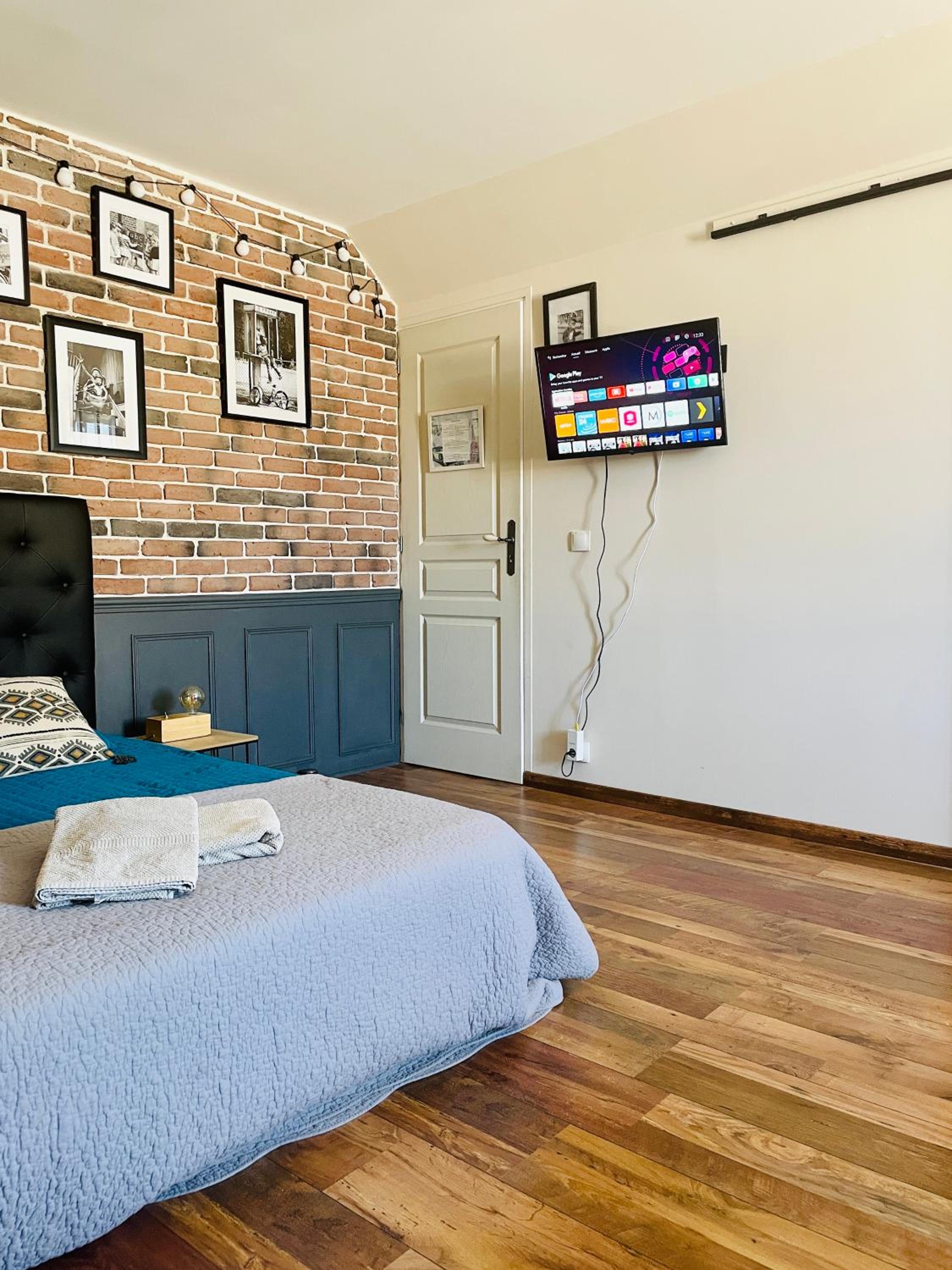 Deluxe Suite photo 2