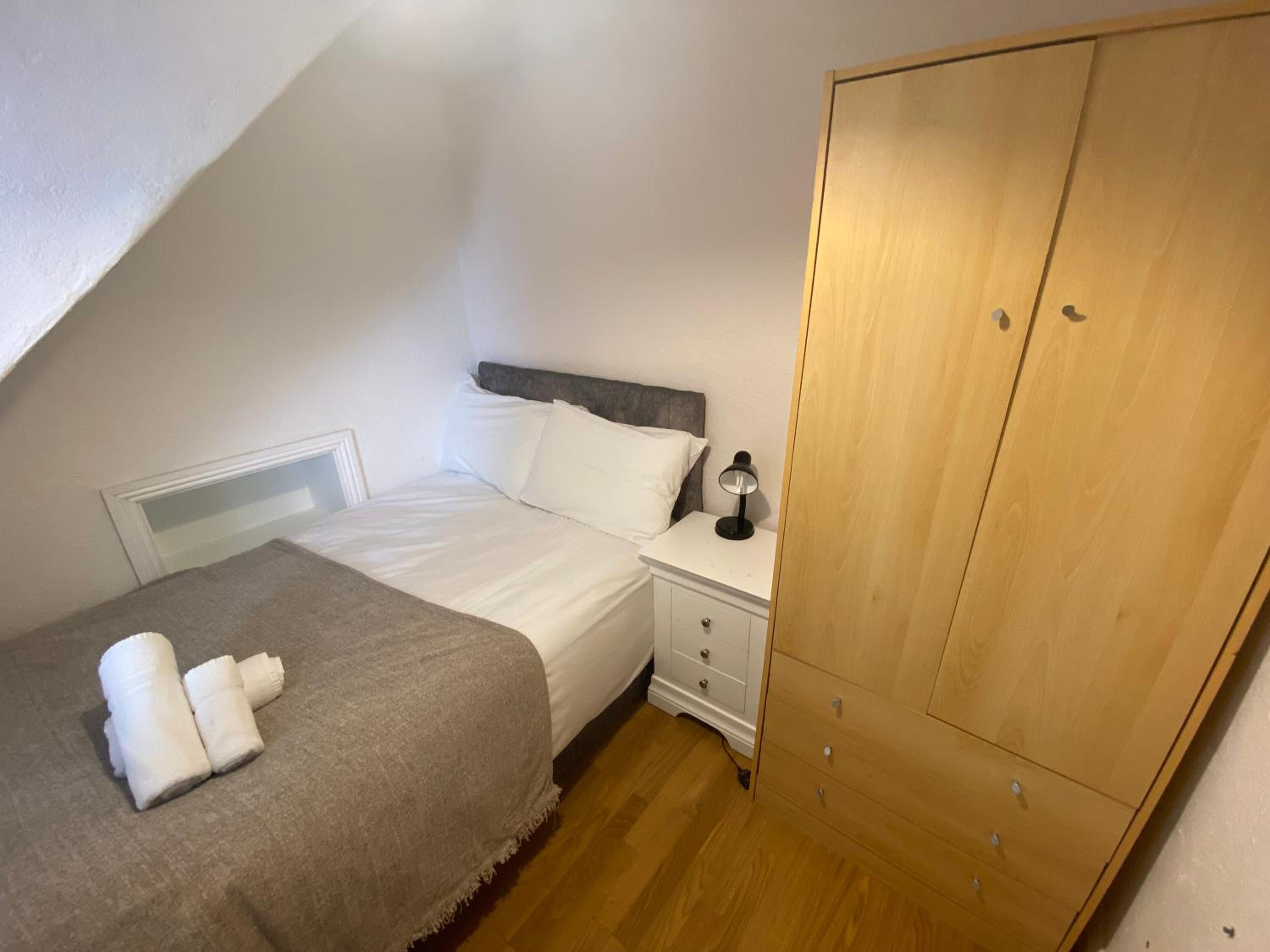 Two-Bedroom Apartment - Photo 10