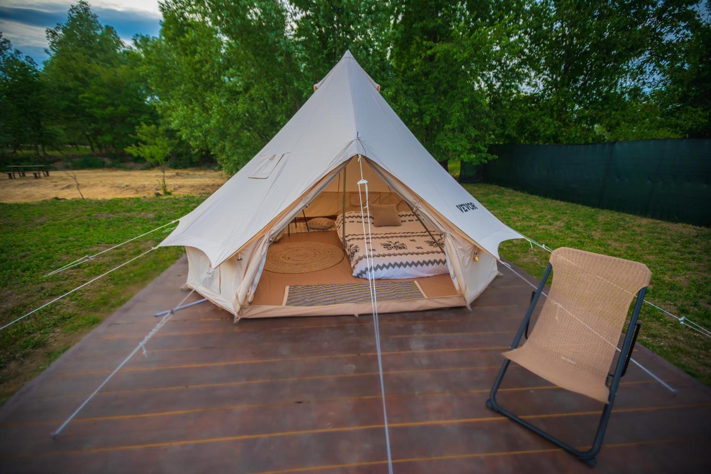 Tent photo 1