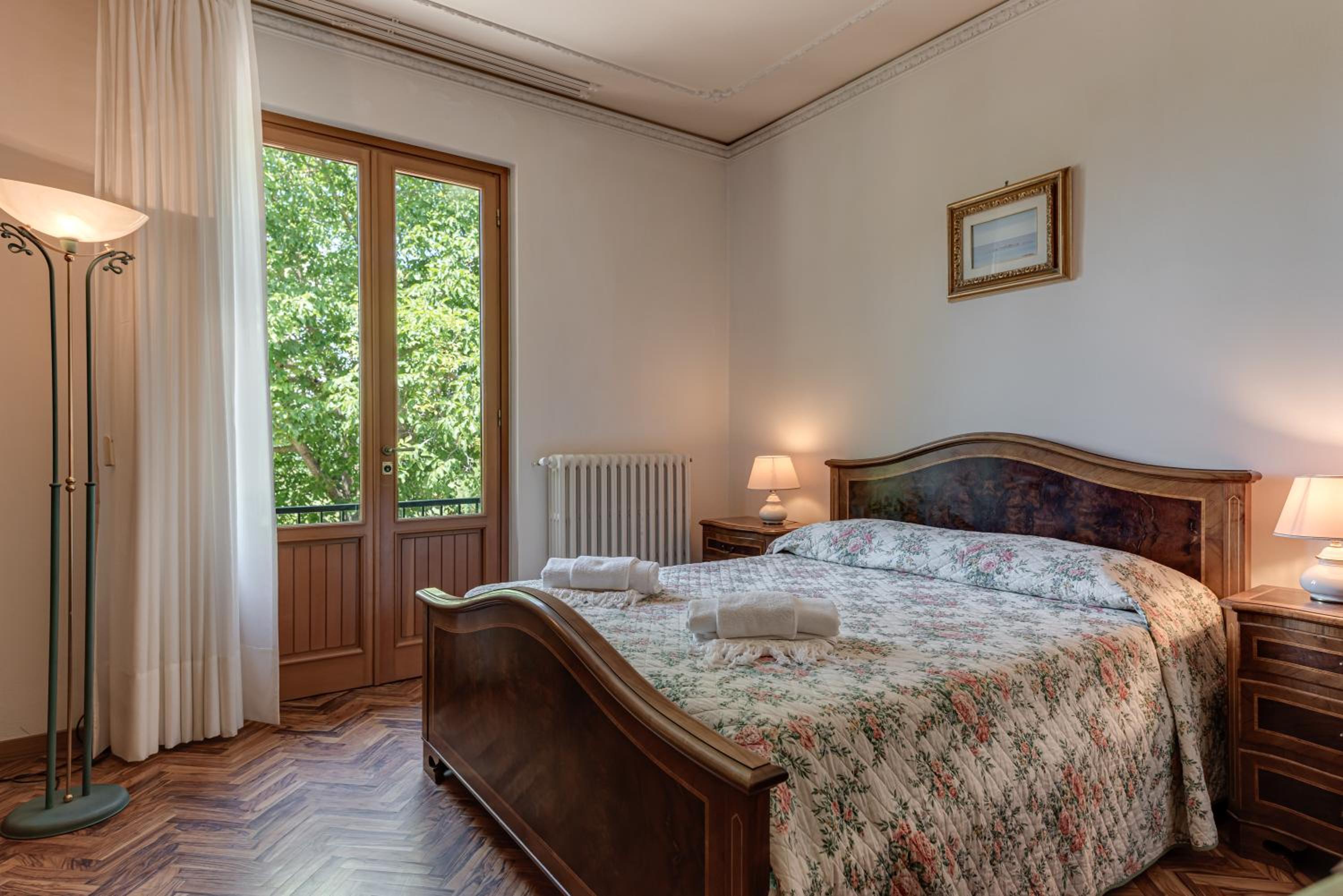 Three-Bedroom House photo 1