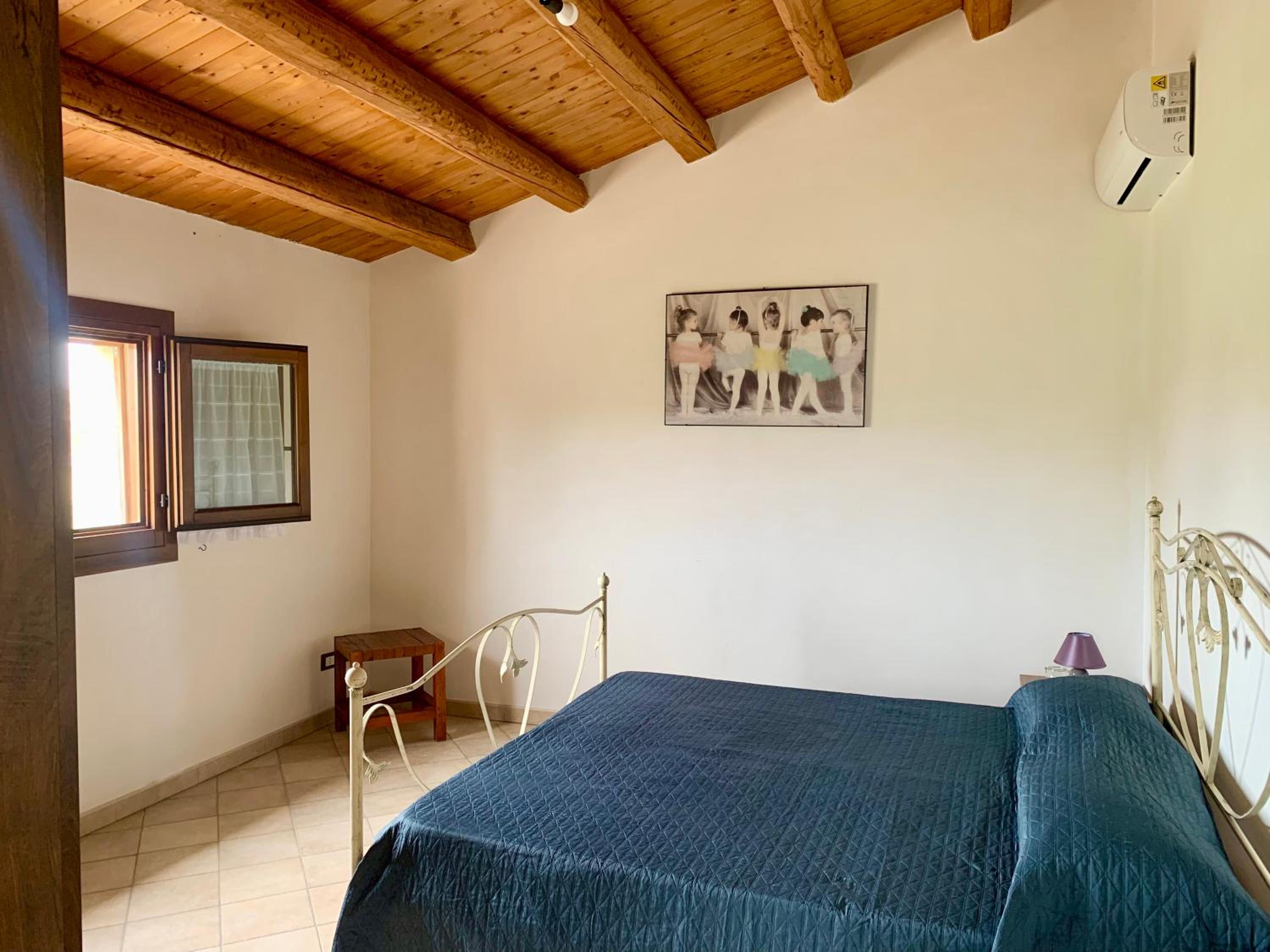 Four-Bedroom House photo 1