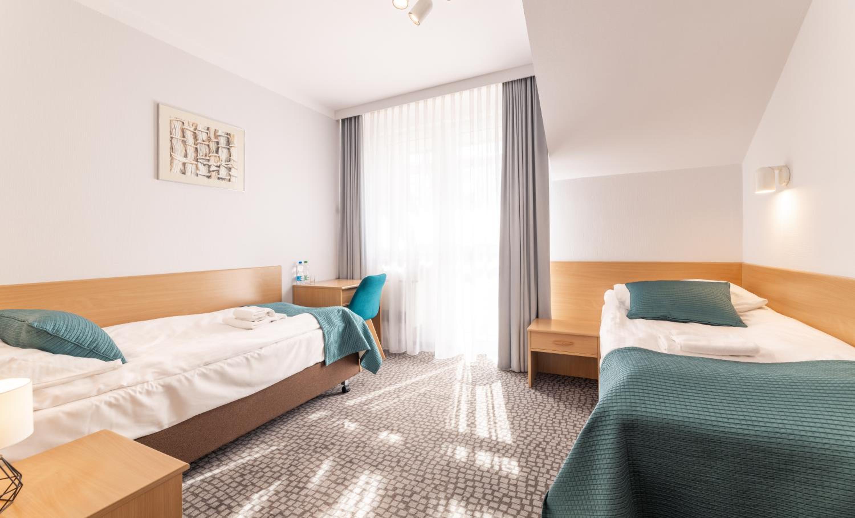 Twin Room - Photo 1
