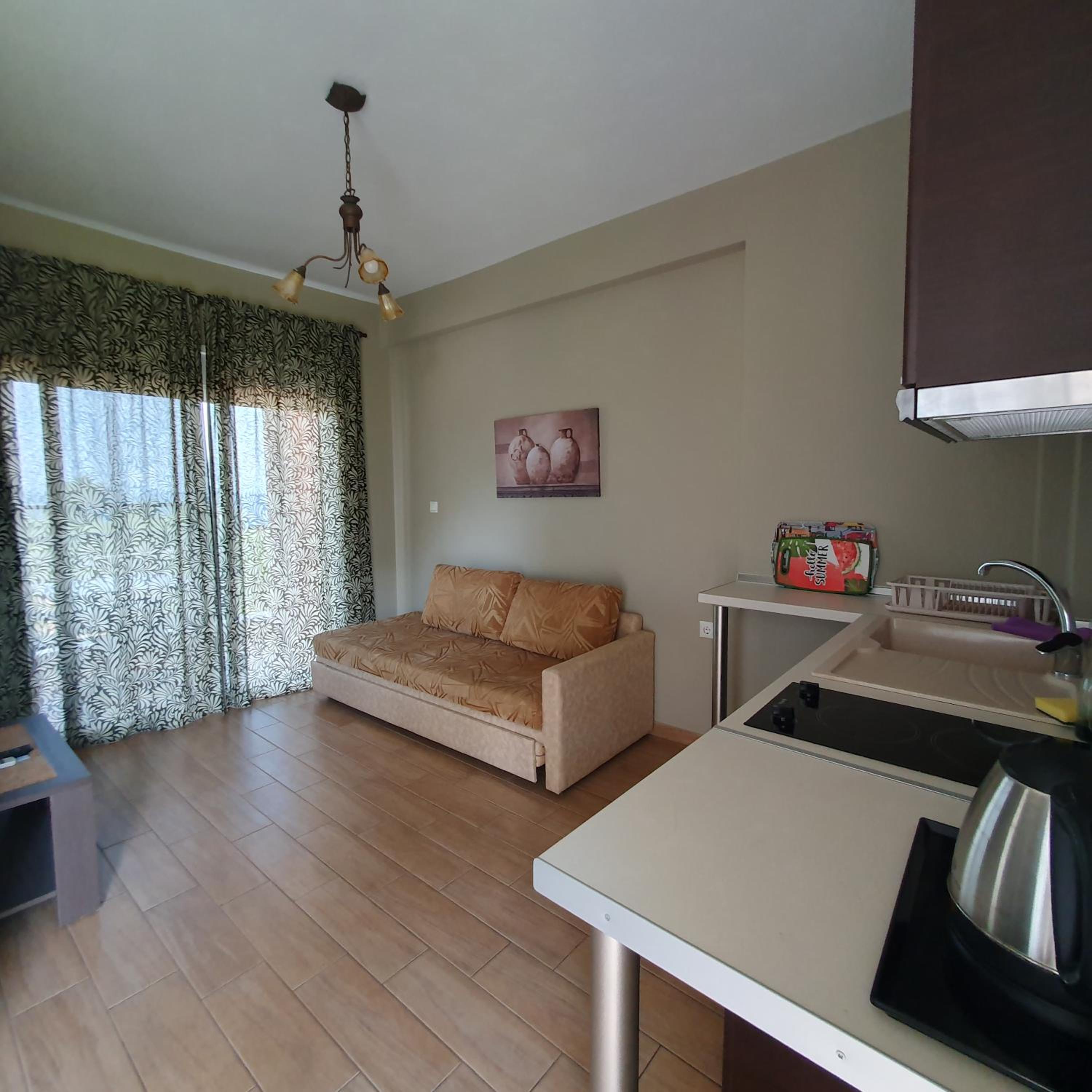 One-Bedroom Apartment with Sea View  - Photo 7